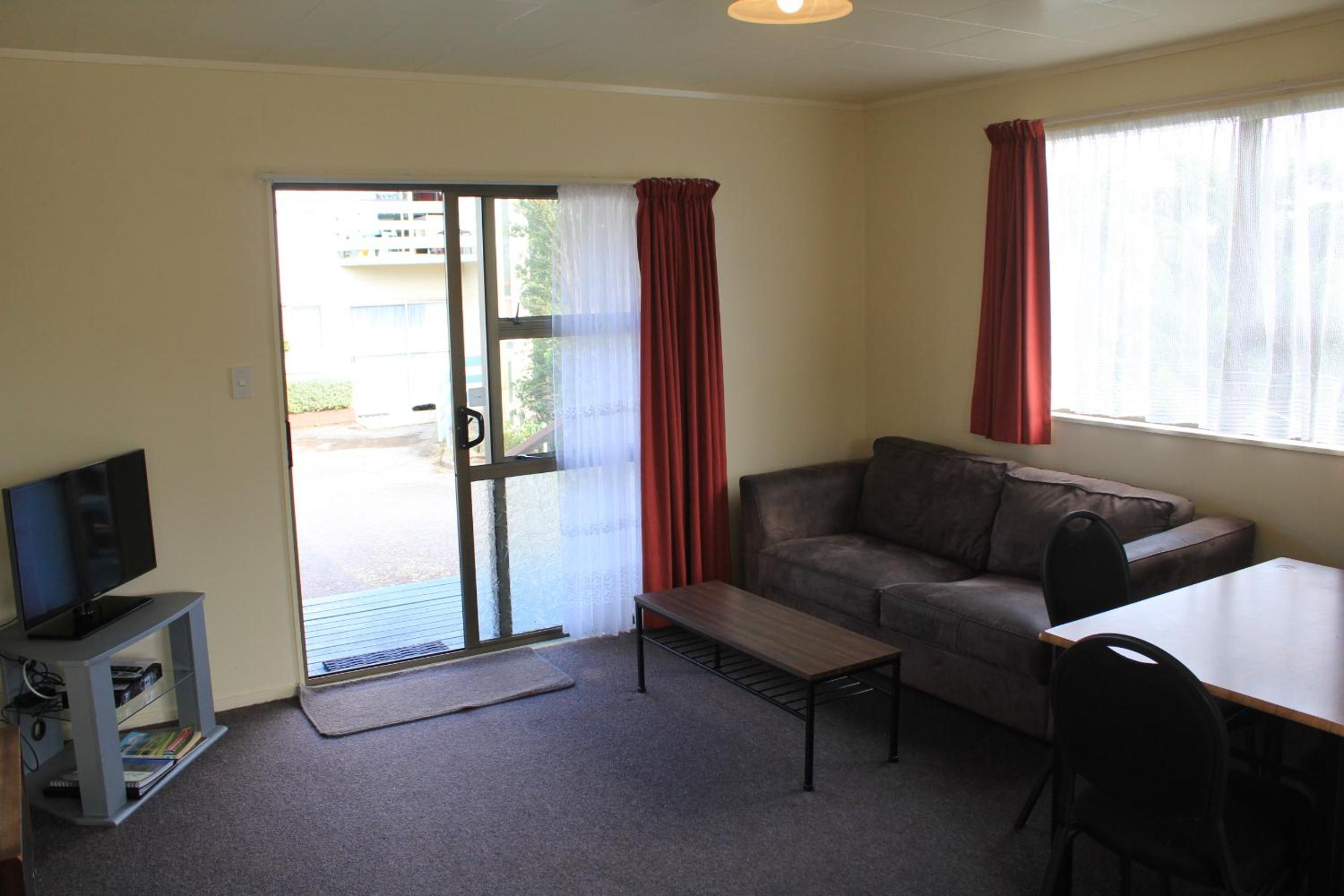 Two-Bedroom Apartment - Photo 5