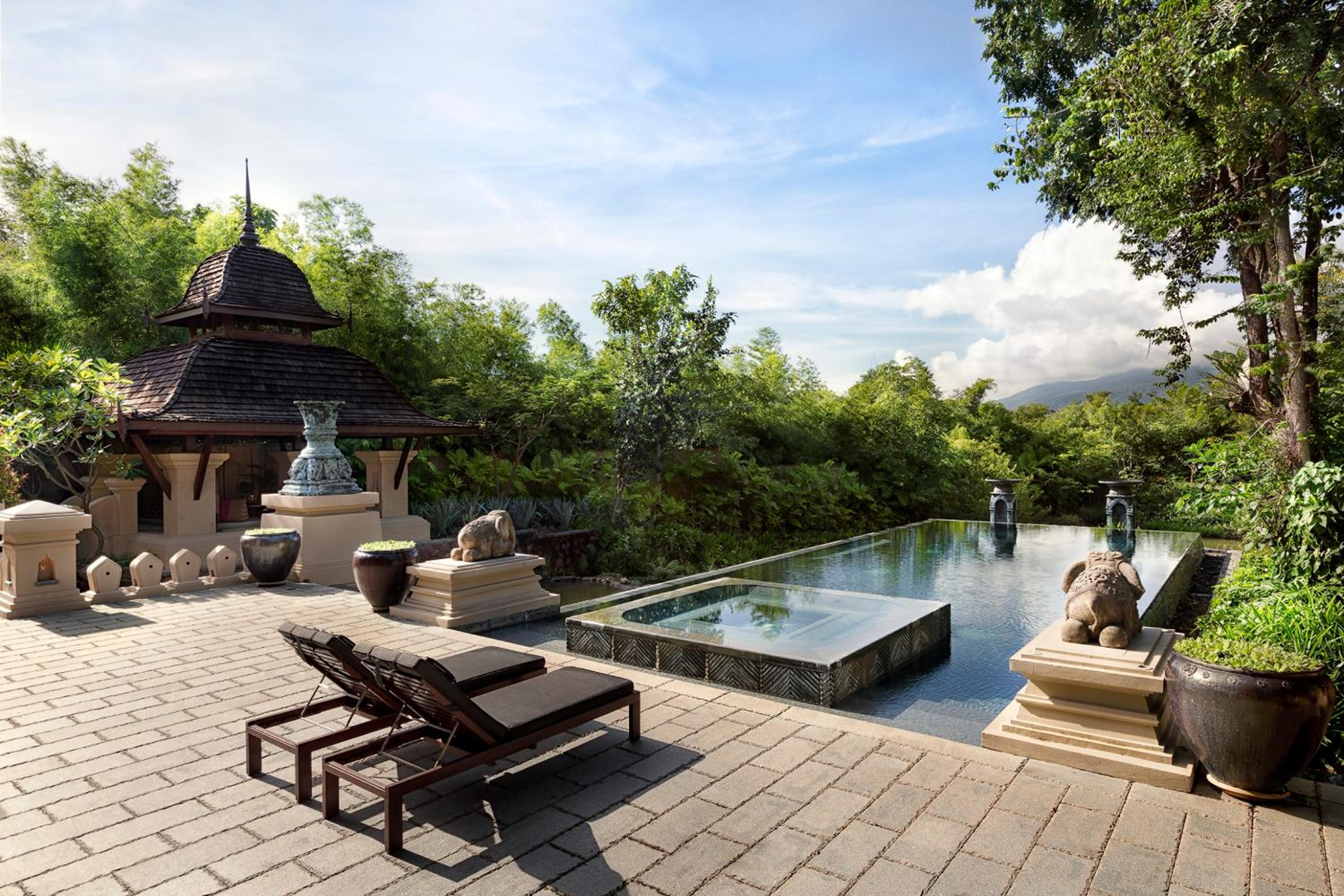 Four Bedroom Grand Residence Villa with Pool photo 3
