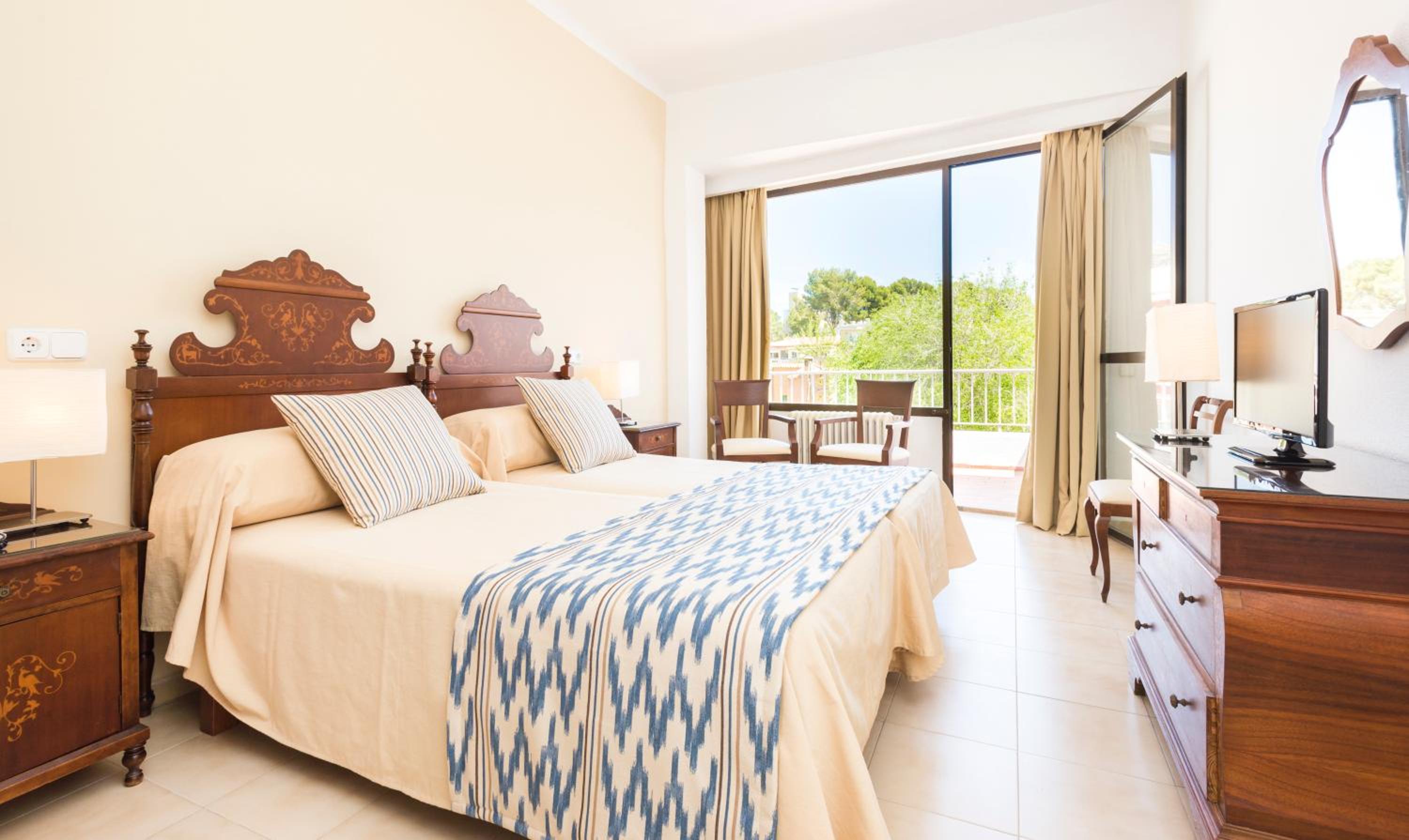 Habitación Doble o con Dos Camas