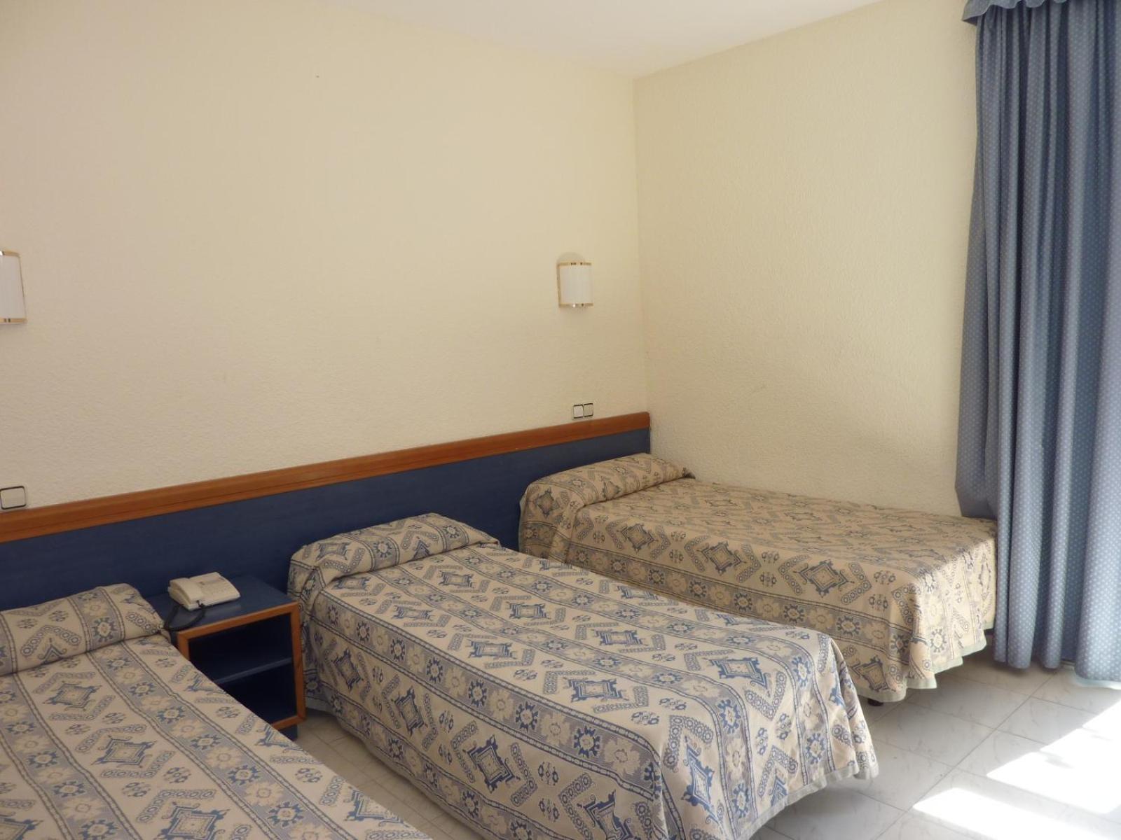 Triple Room photo 2