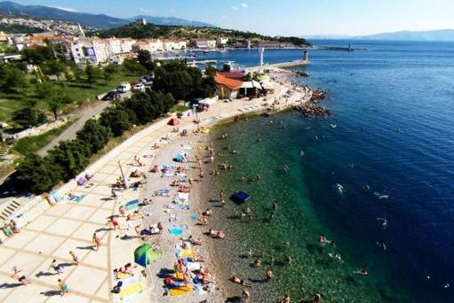 Apartment with Sea View - Photo 47