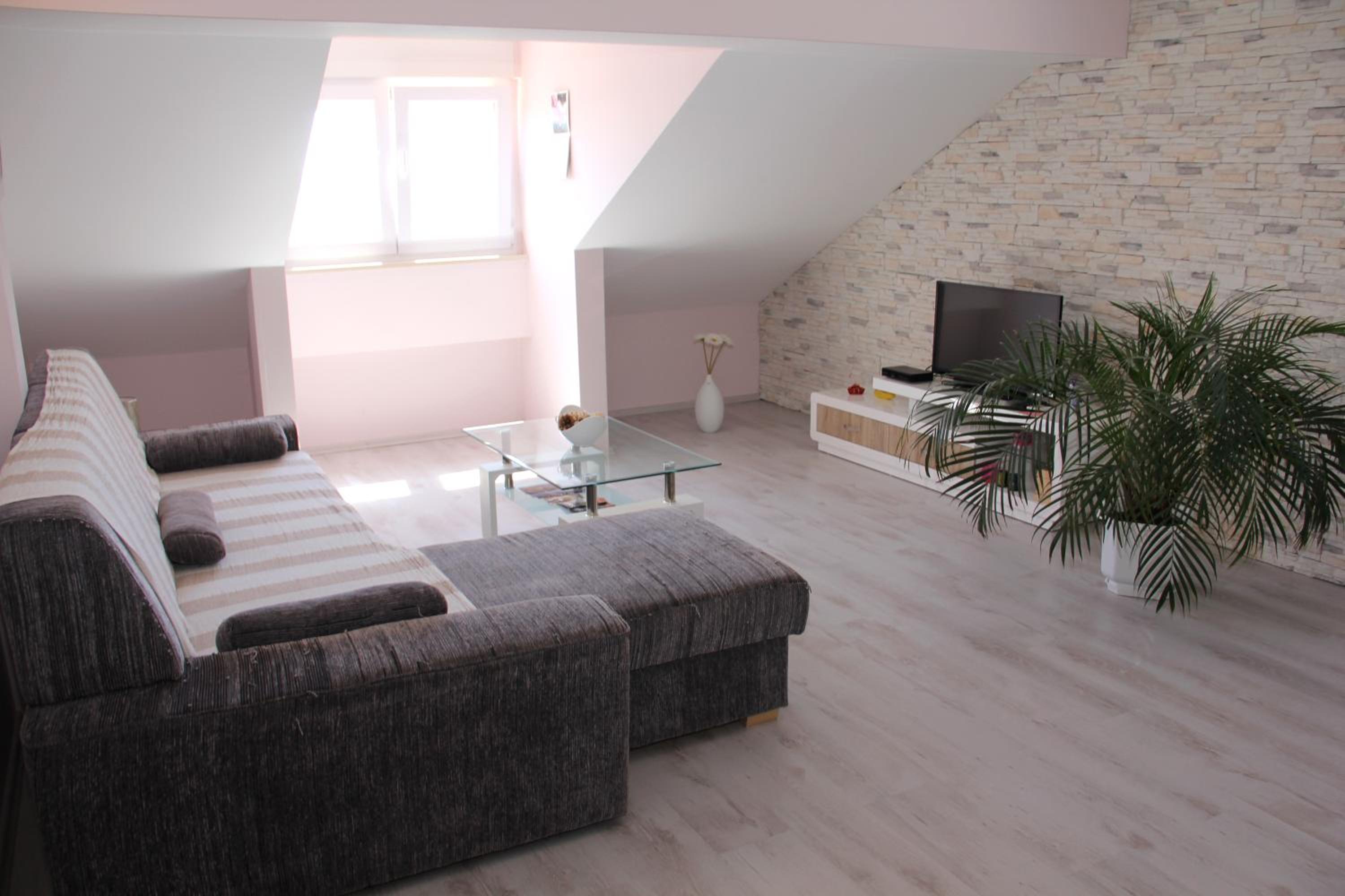 Loft - Photo 7