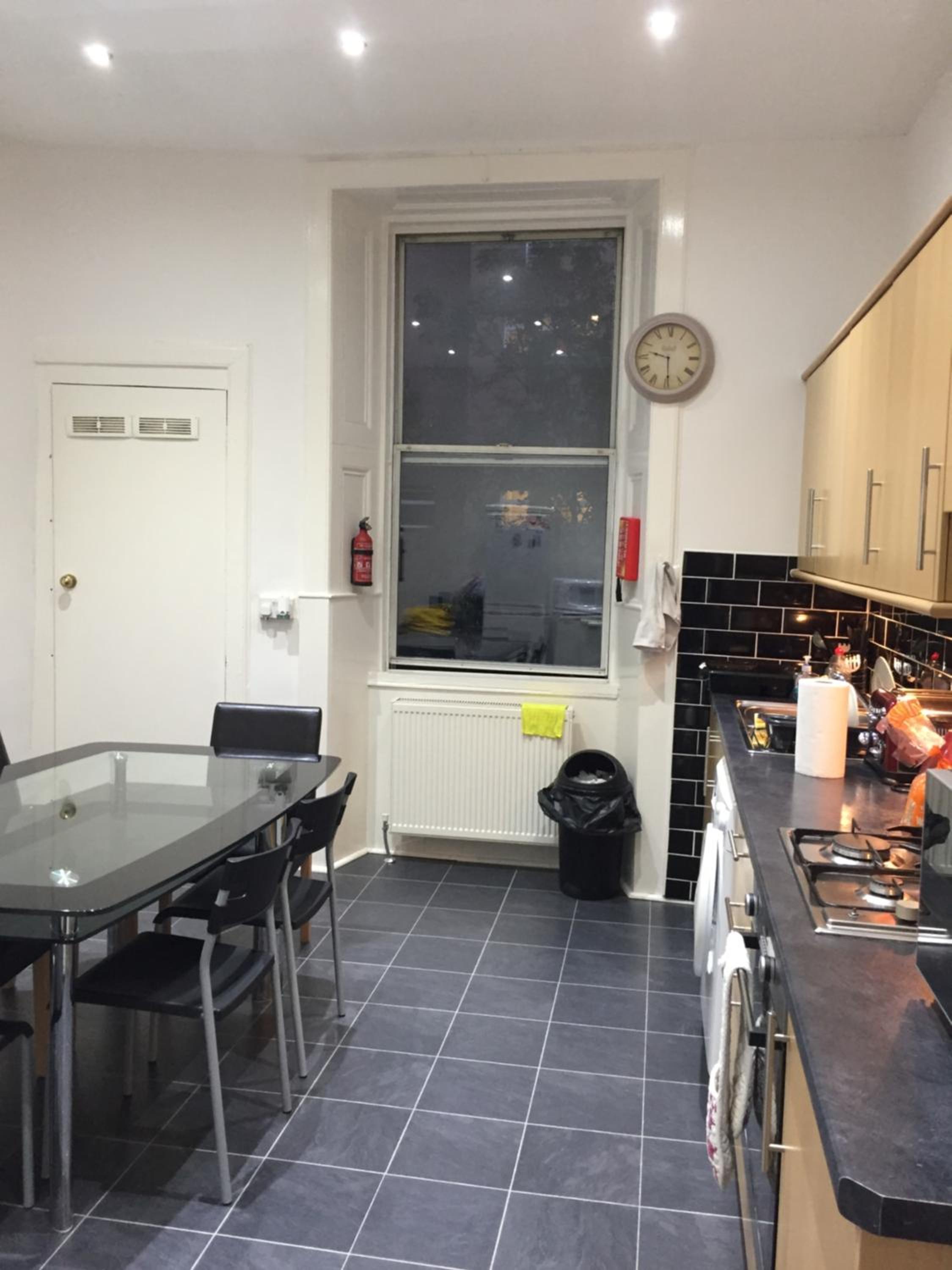 Apartment - Photo 22