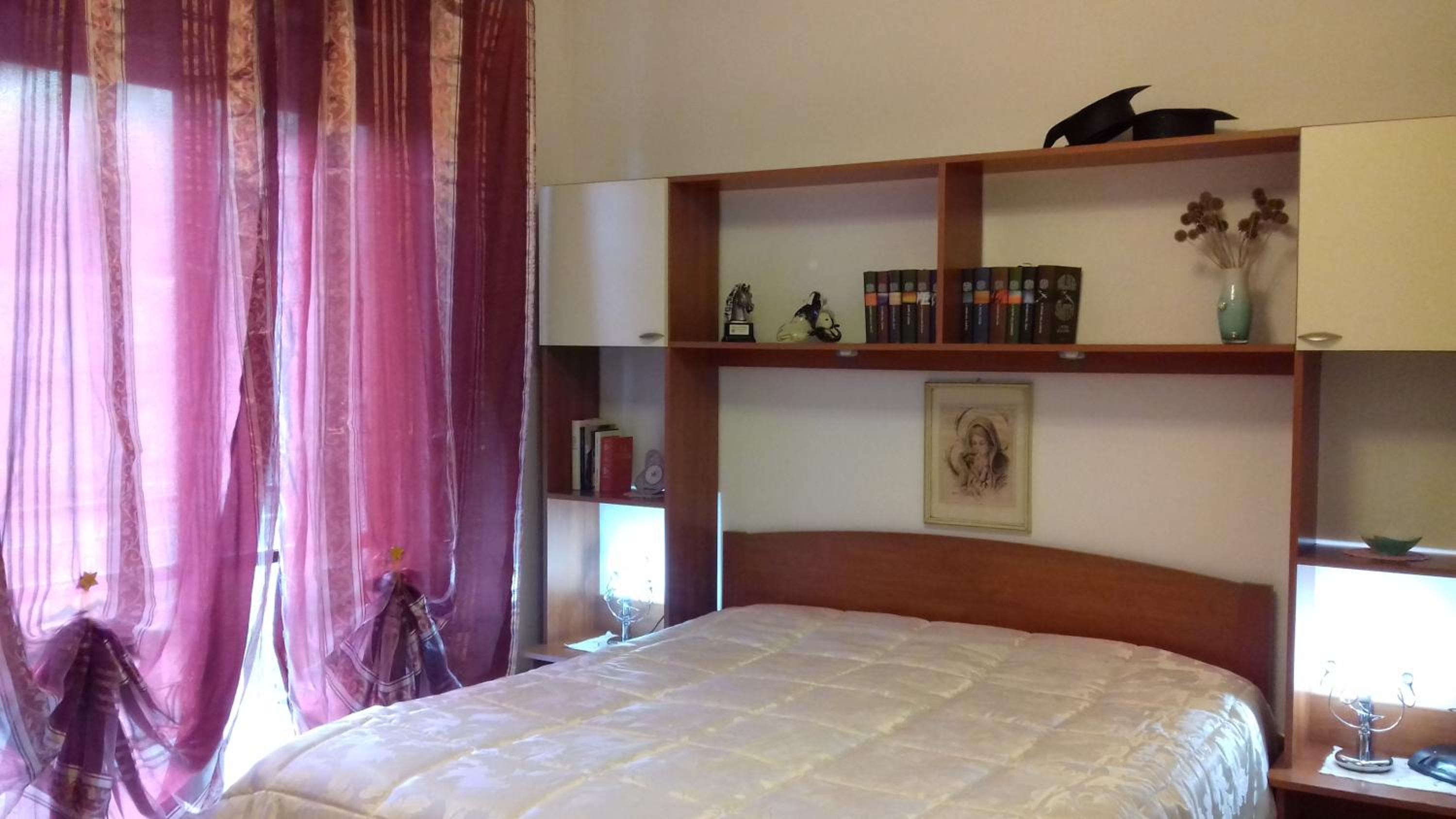 Two-Bedroom Apartment with Sea View - Photo 2