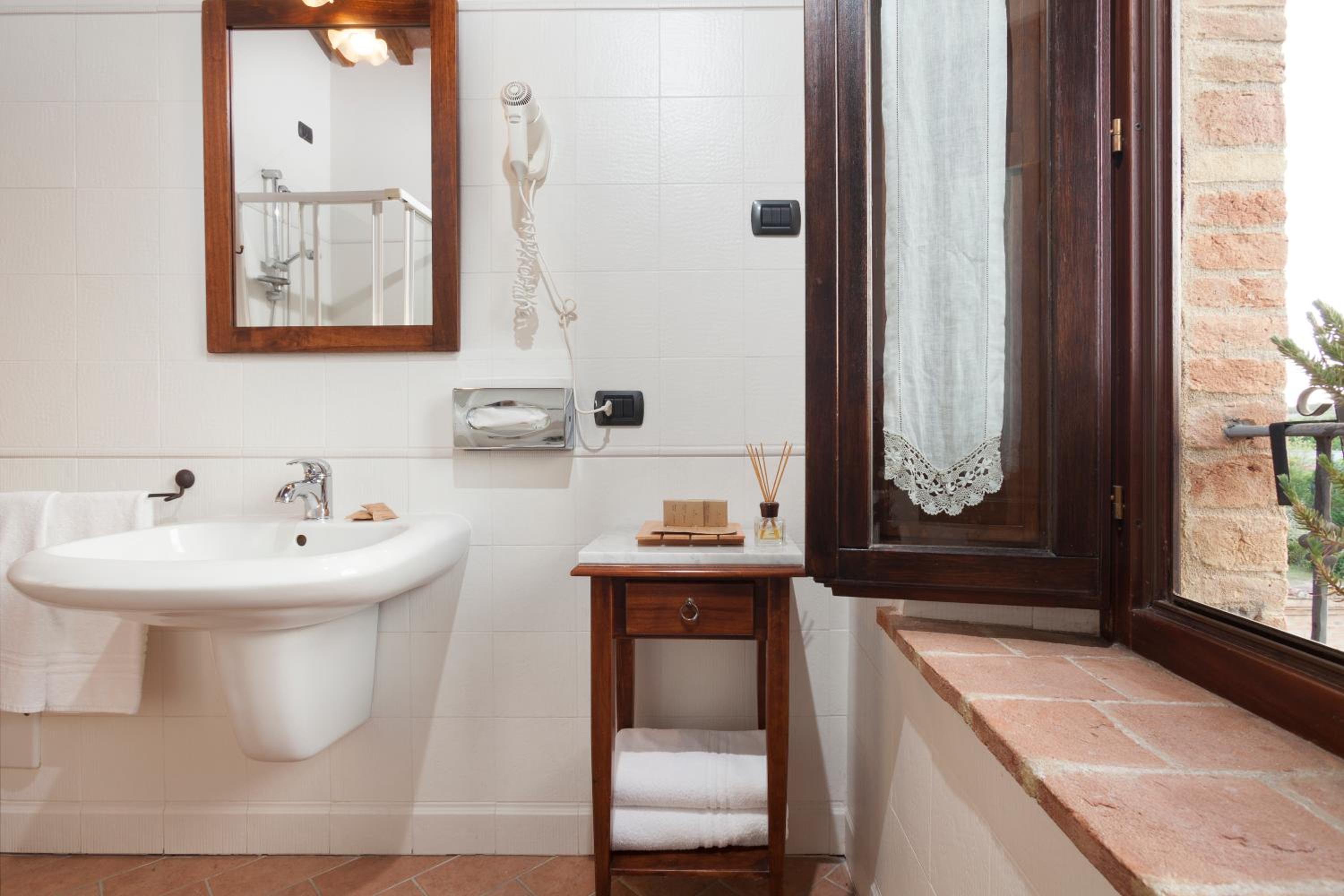 Superior Triple Room photo 2