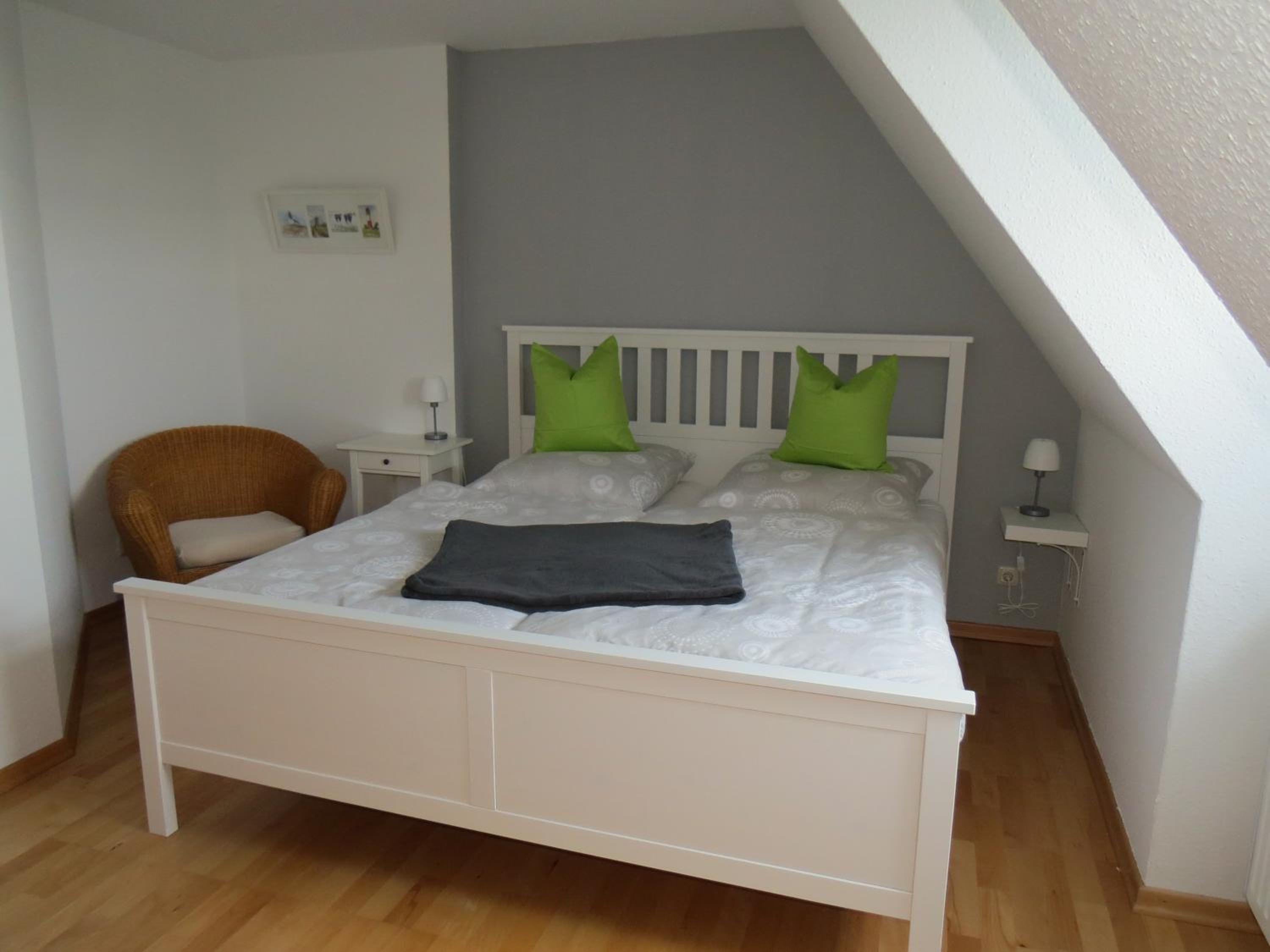 Apartment with Balcony photo 3