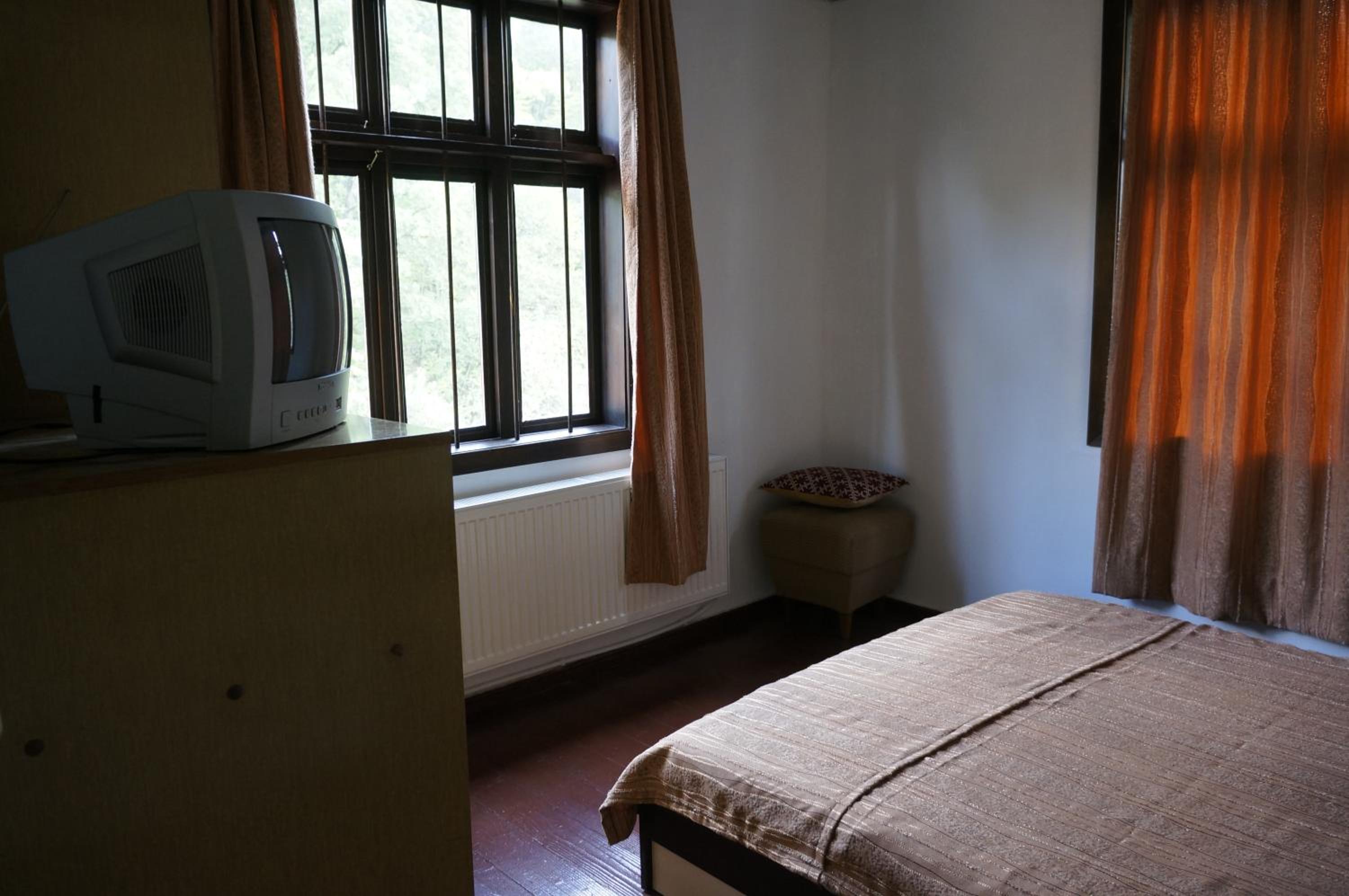 Budget Double Room photo 2