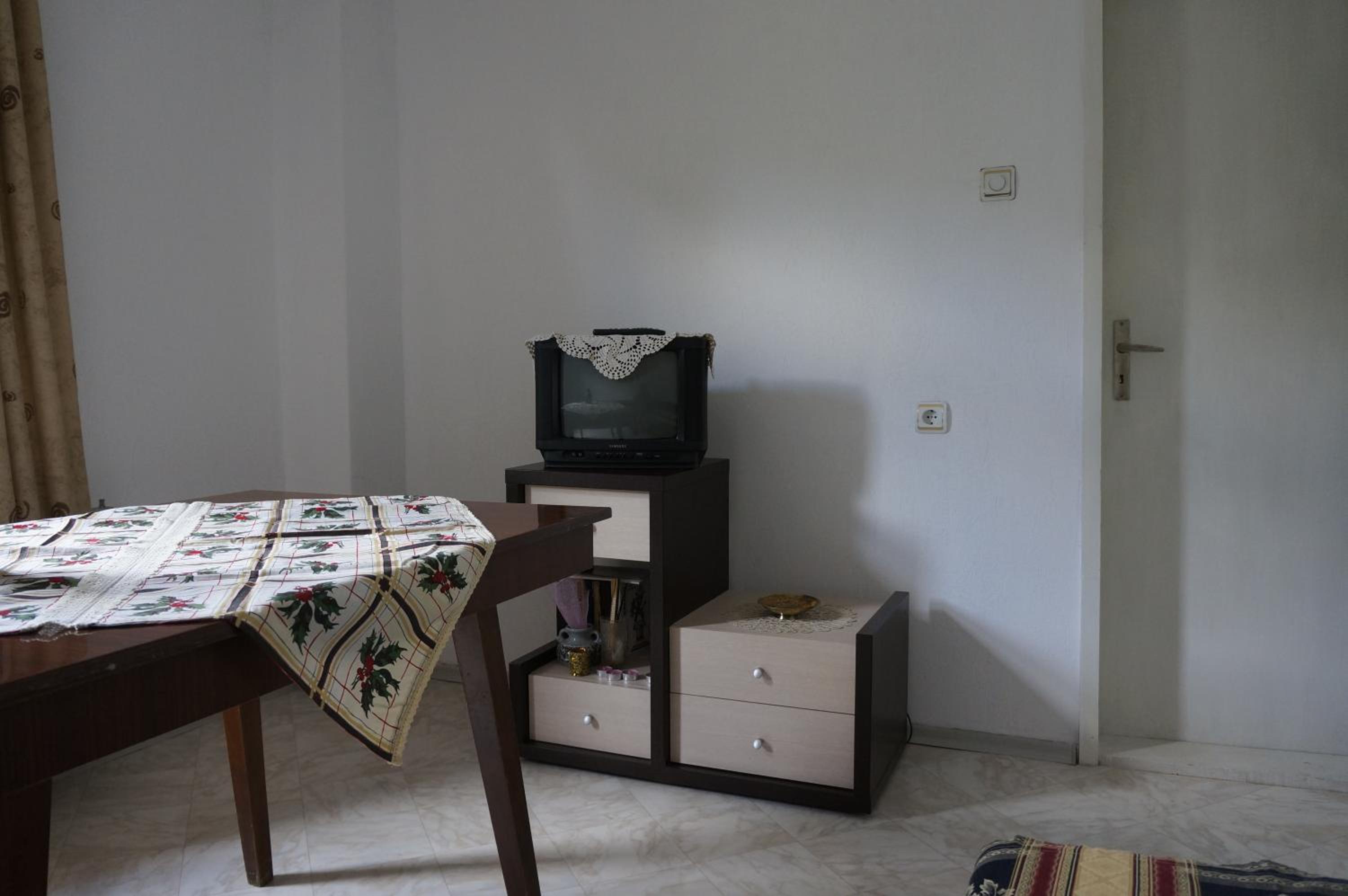 Budget Twin Room photo 3