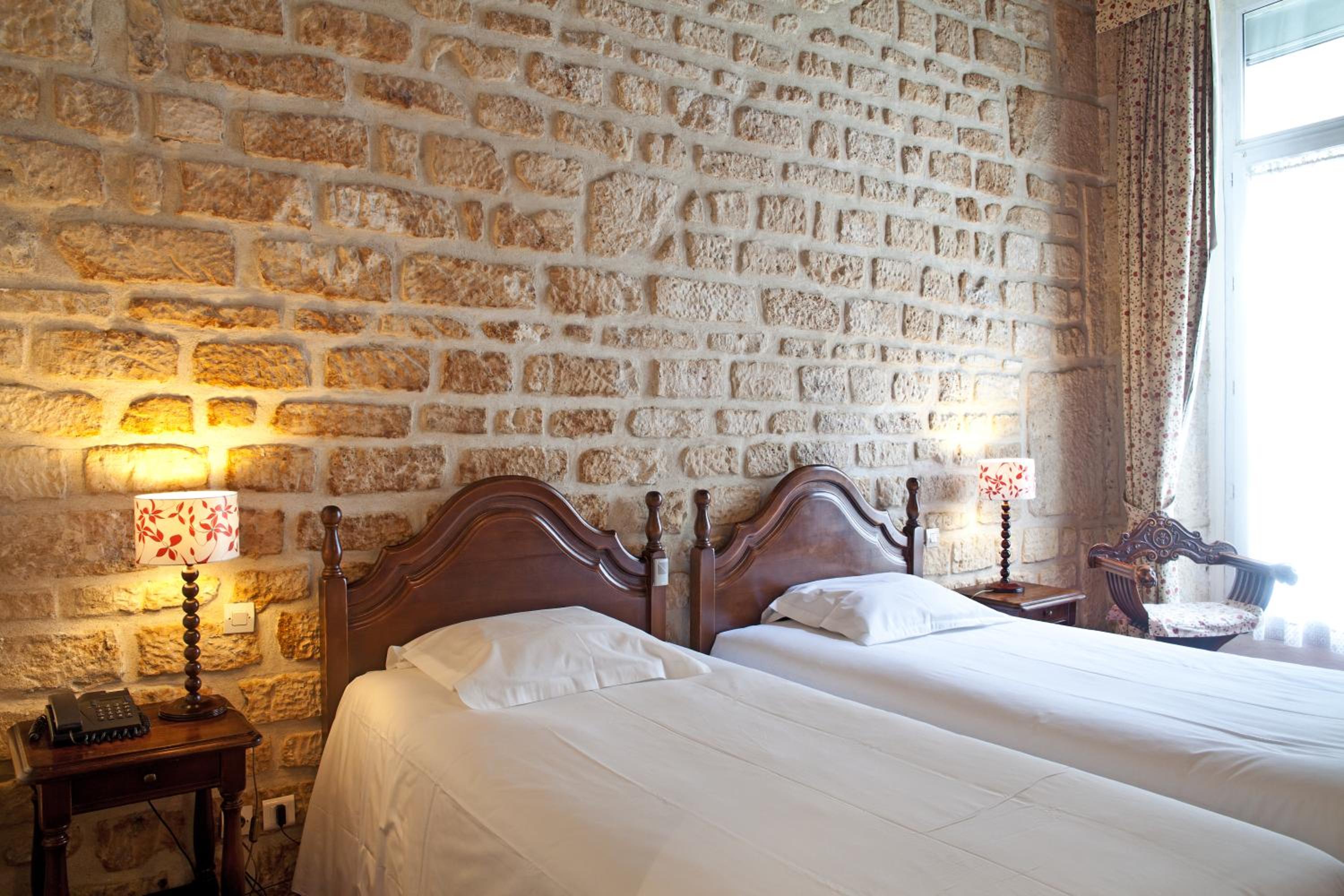 Double Room with Spa Bath photo 1