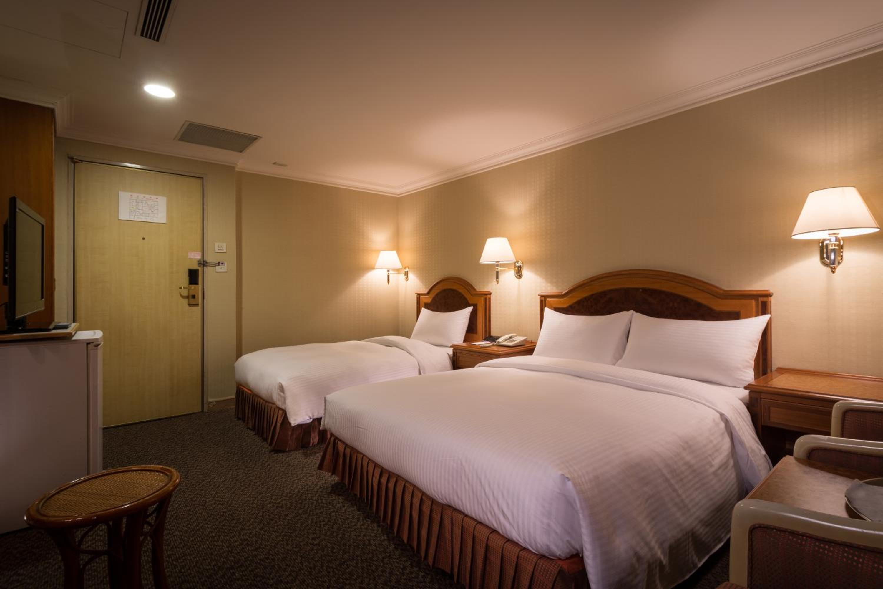 Standard Triple Room photo 3