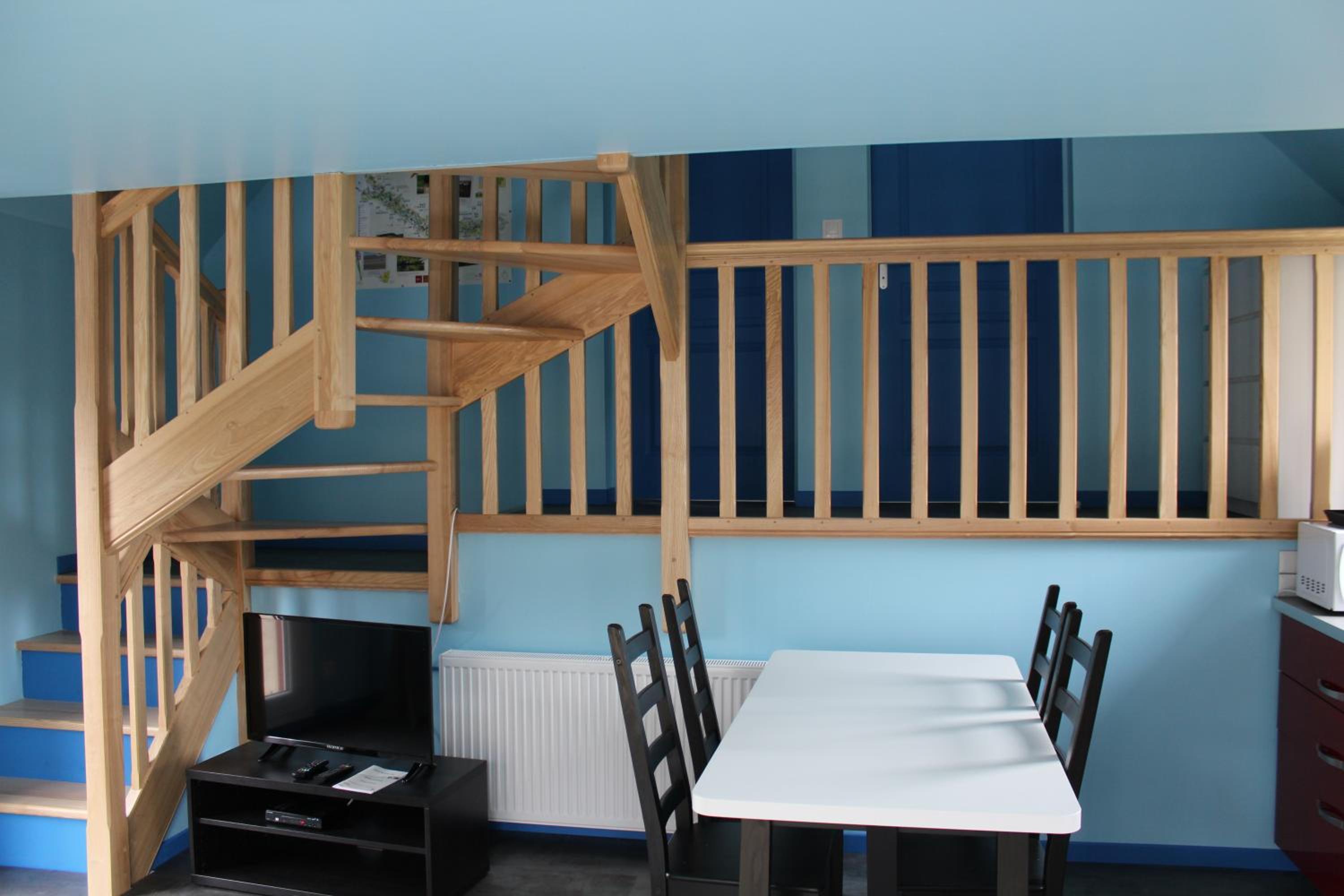 Two-Bedroom House - Photo 3