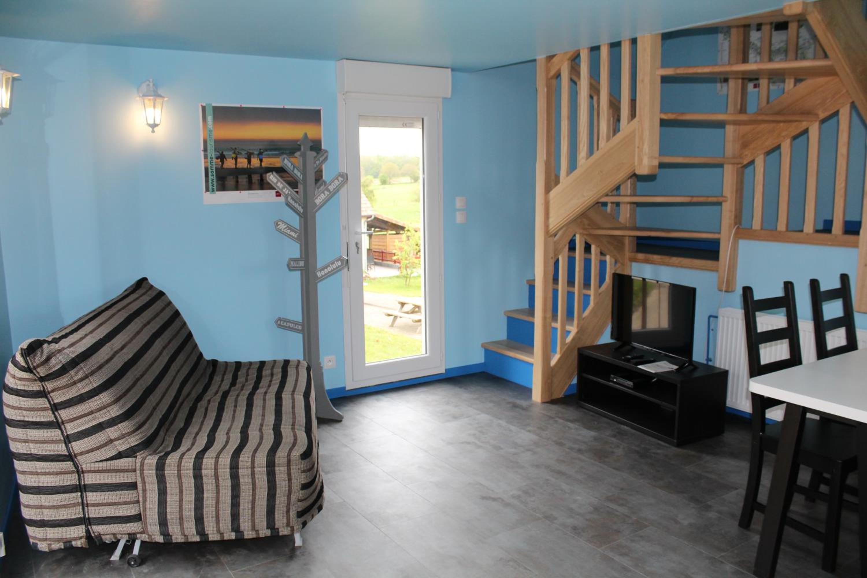 Two-Bedroom House - Photo 4