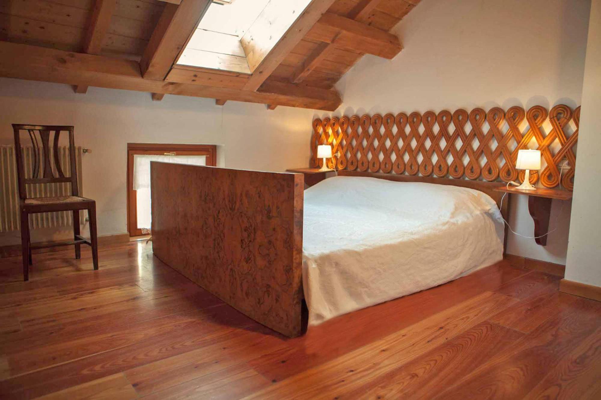 Apartment - Split Level photo 1