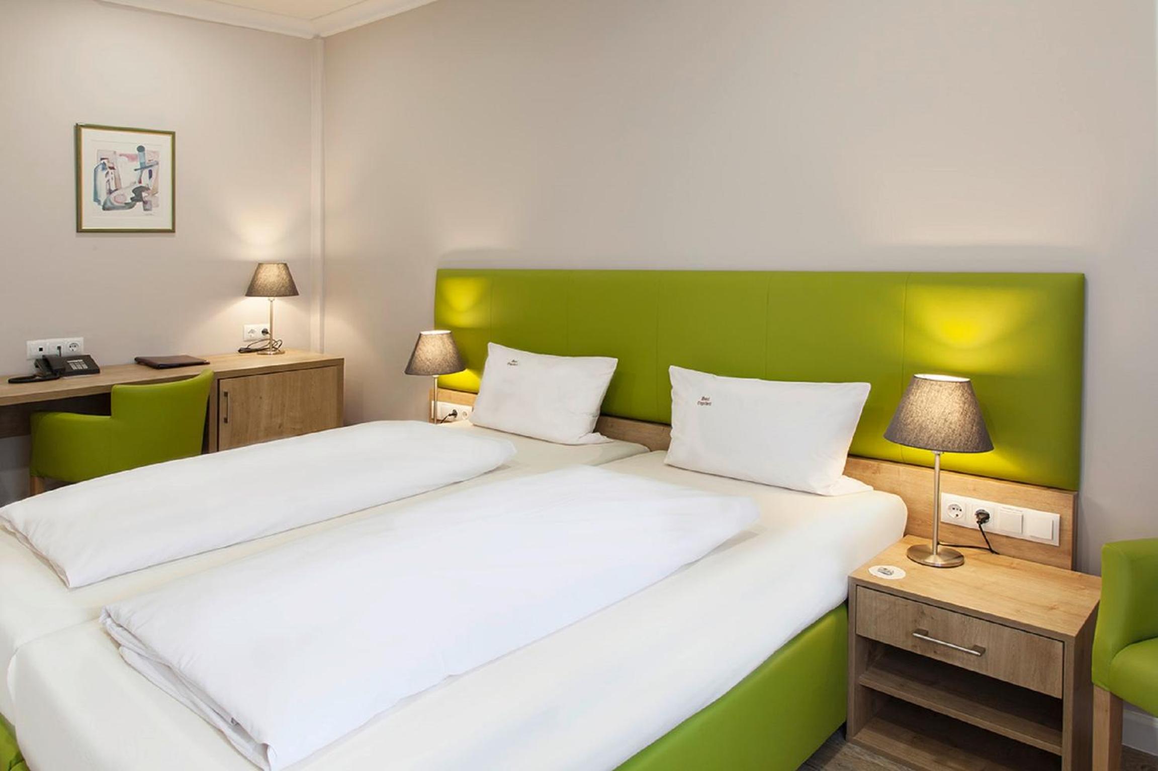 Double Room - Photo 7