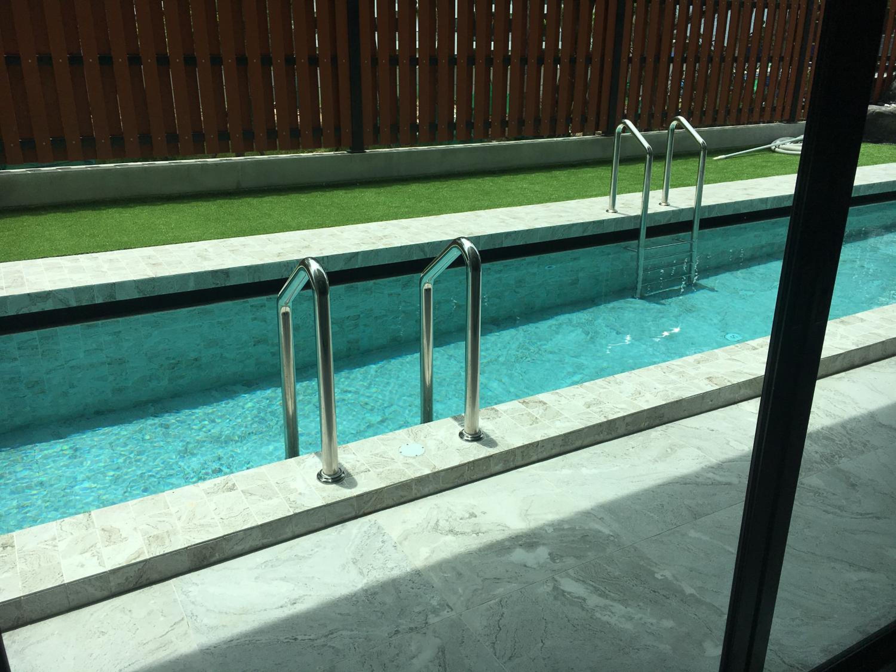 Deluxe Double or Twin Room with Pool Access - Photo 12