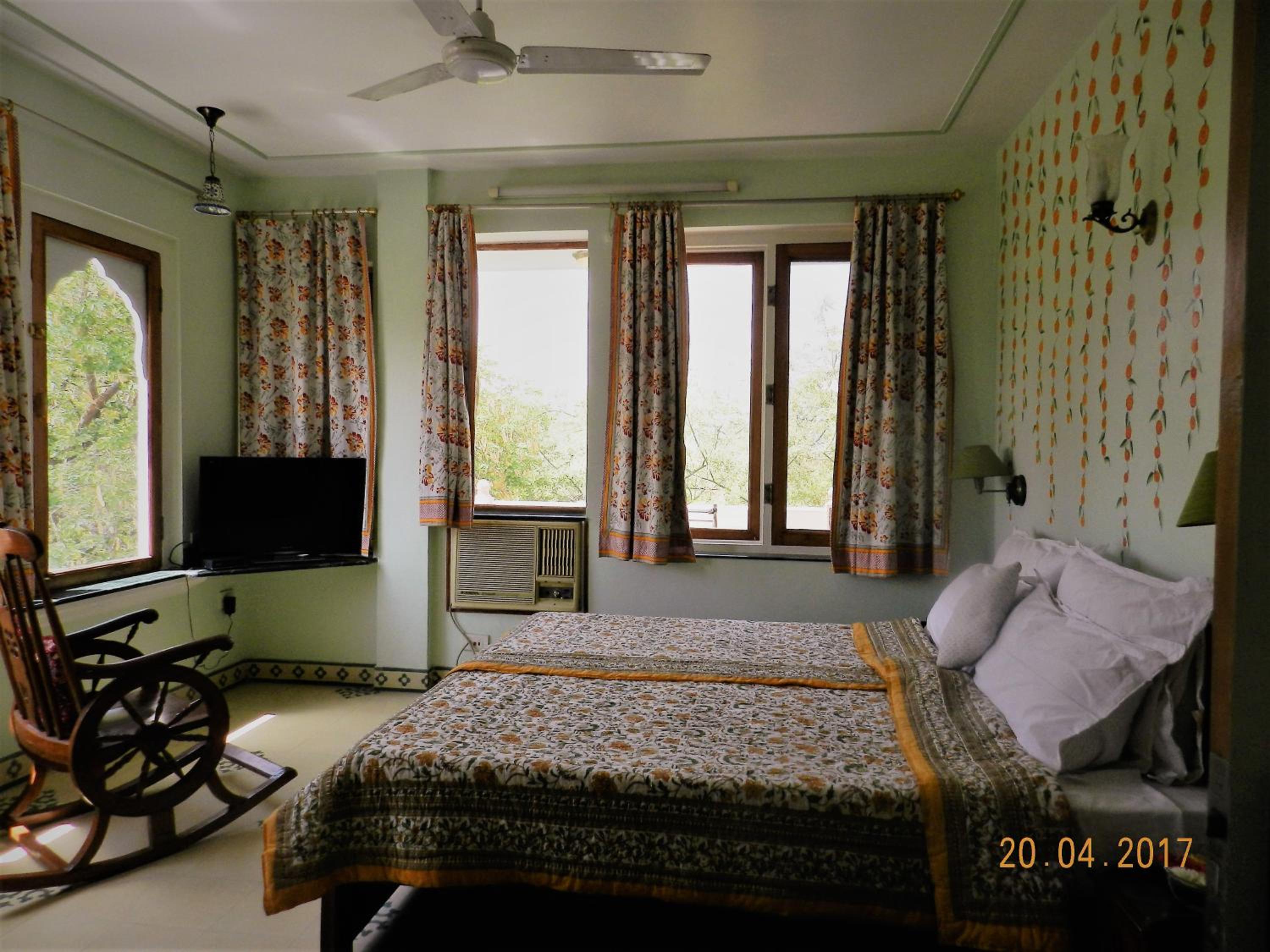 Superior Luxury Suite photo 3