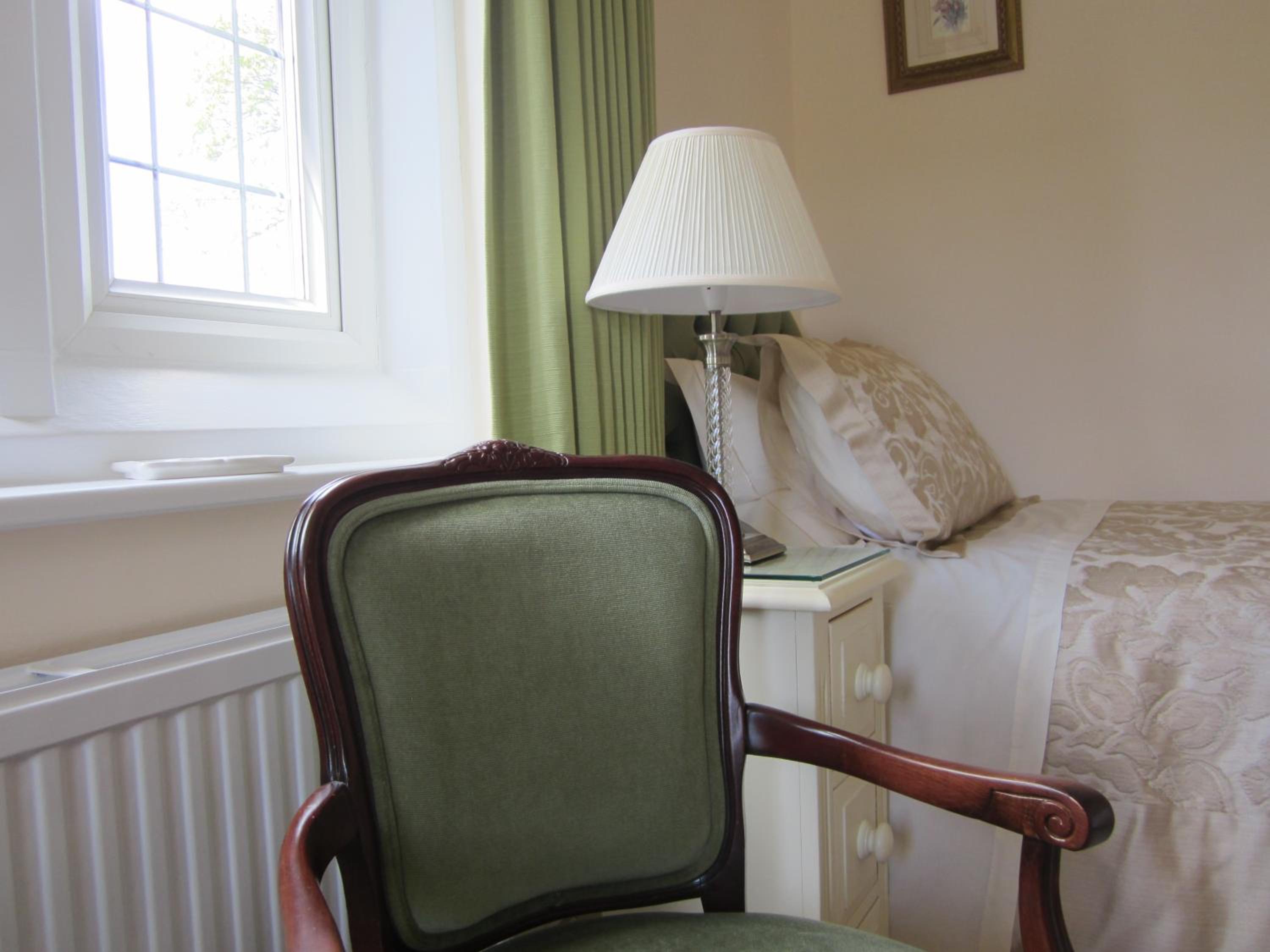 Twin Room with Bath photo 3