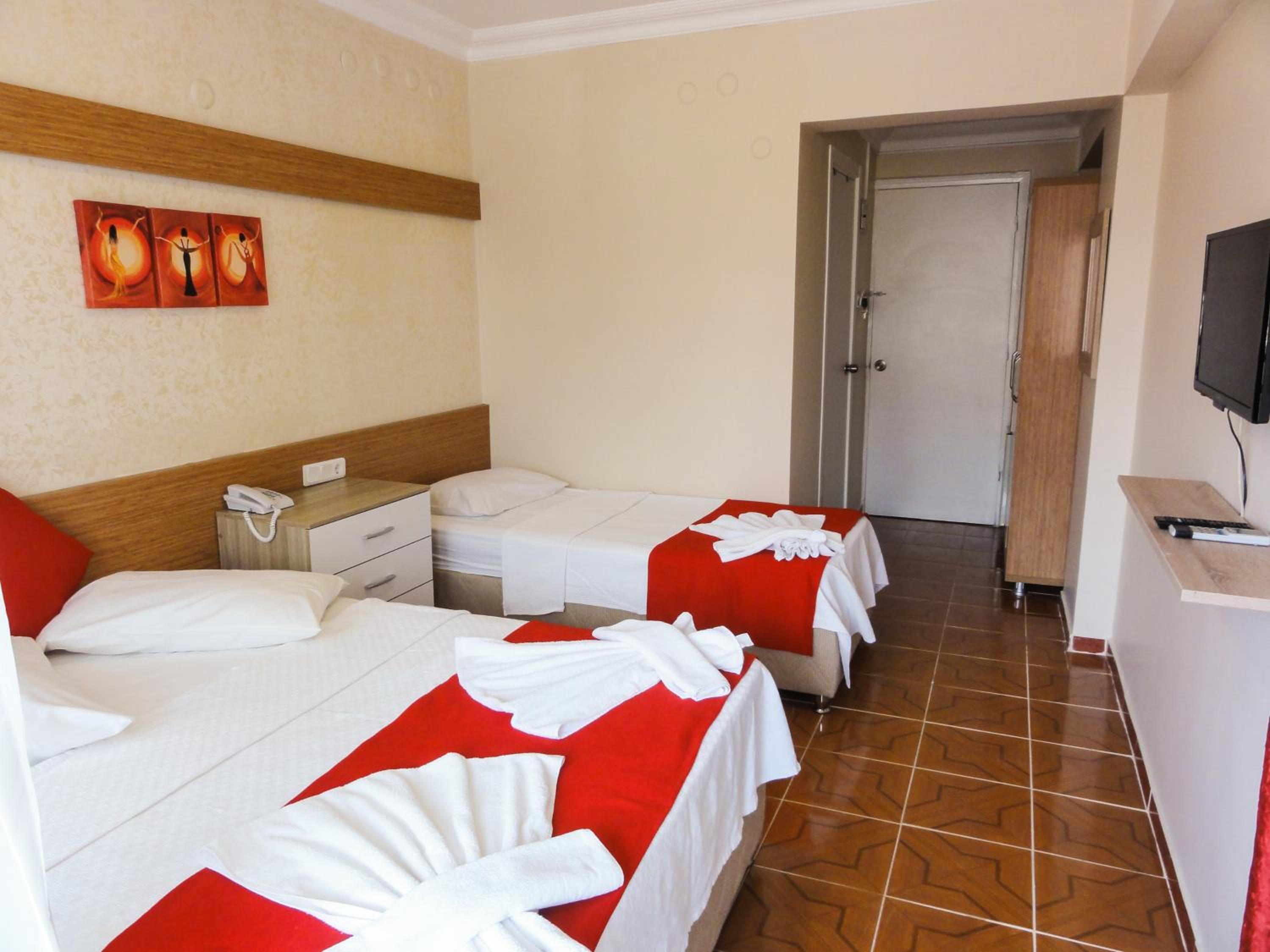 Triple Room - Photo 3