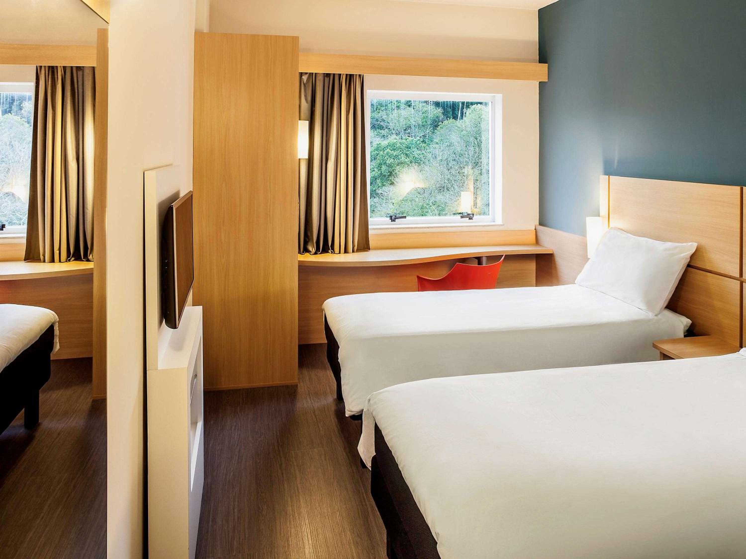 Standard Apartment with Twin Beds photo 3