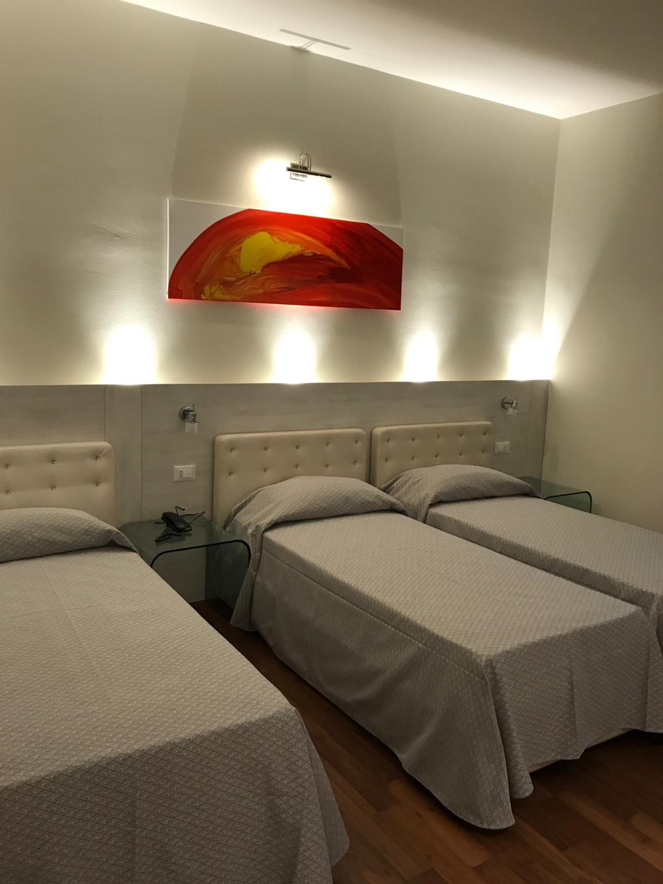 Triple Room photo 2