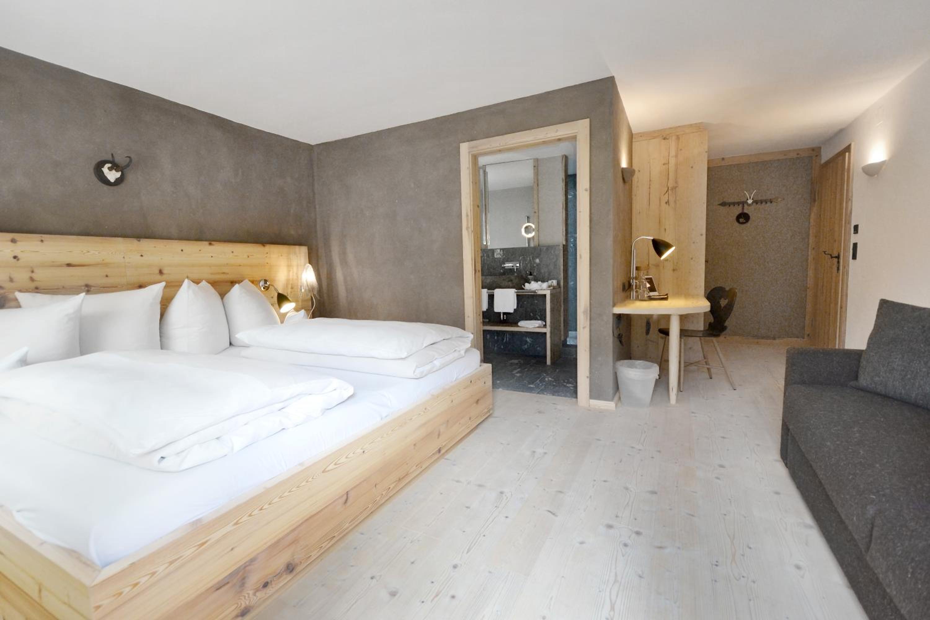 Superior Double Room-Annex photo 2