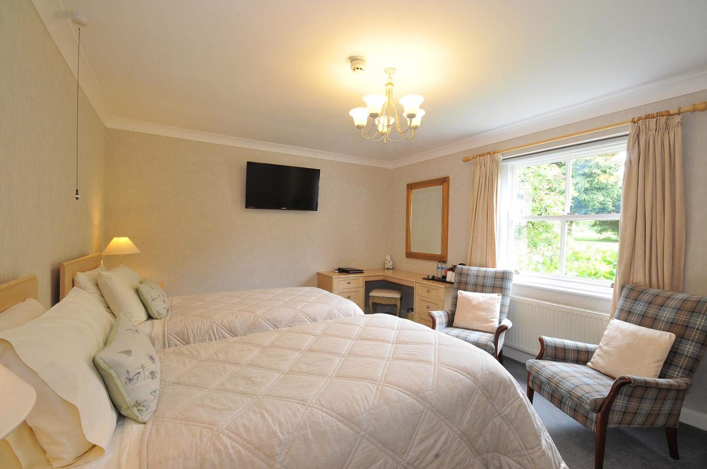 Premier Twin Room with Garden View