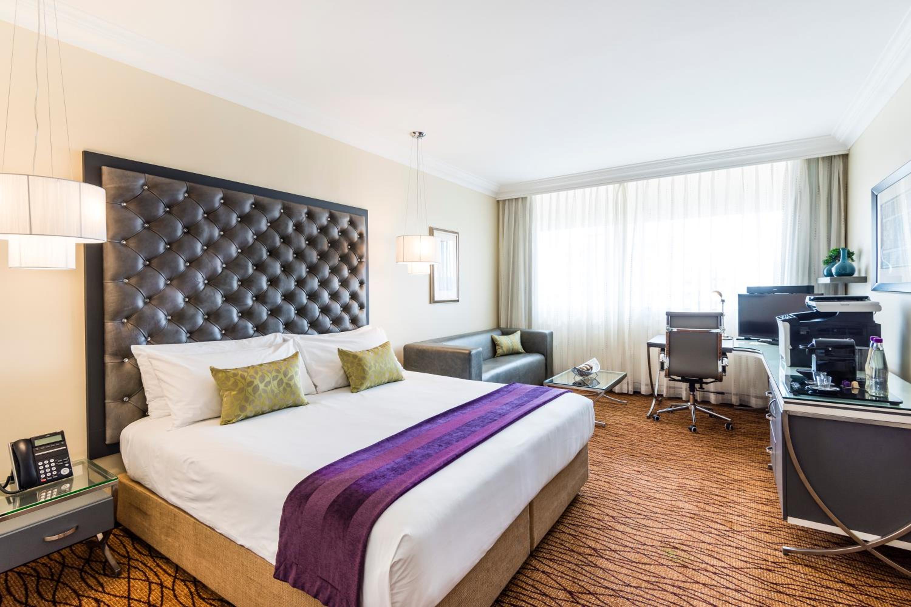 AVANI Business Room - Photo 3