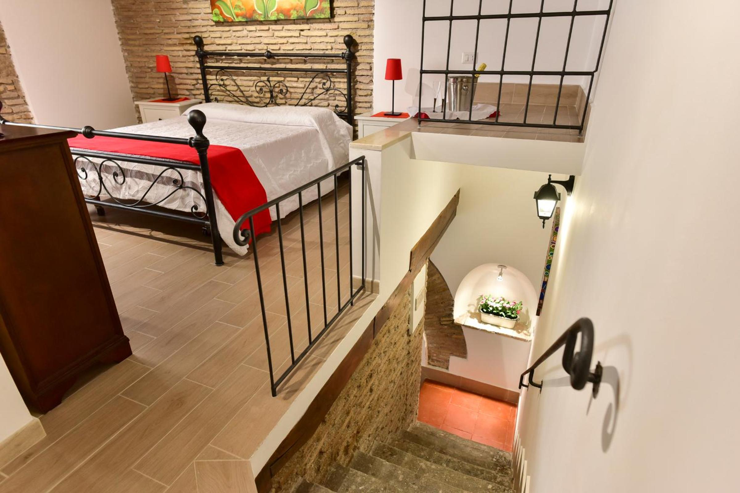 Apartment - Split Level