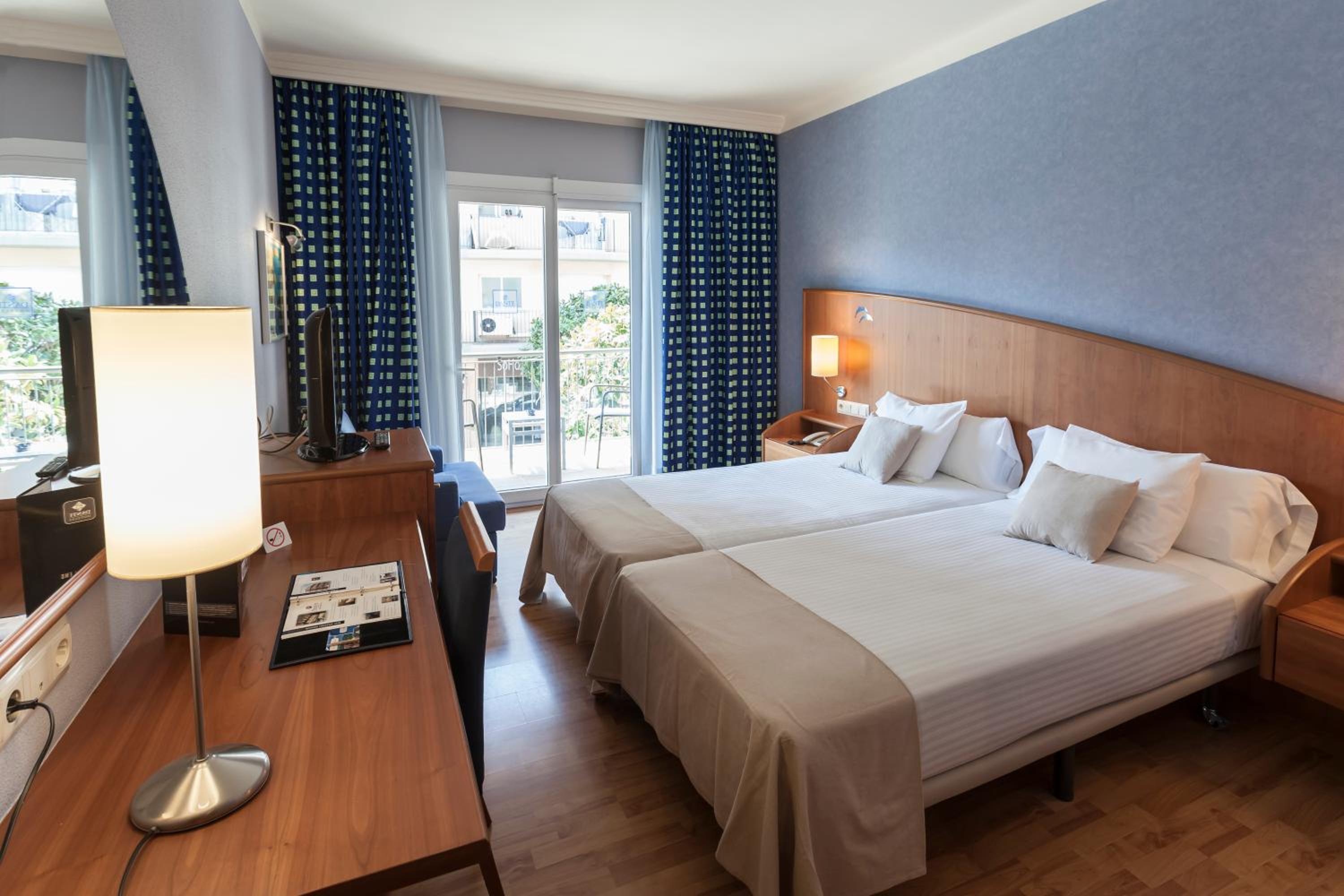 Superior Double or Twin Room with Terrace - Photo 1