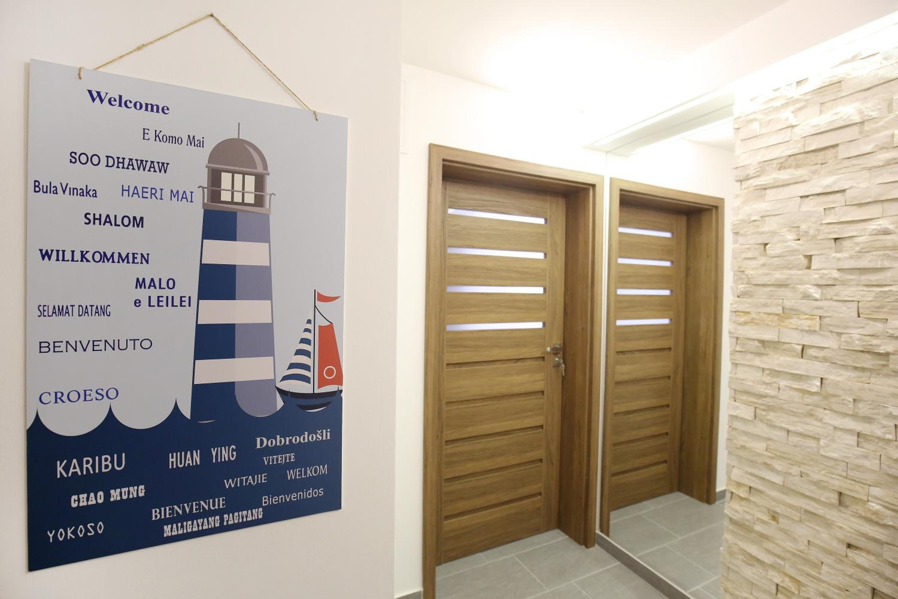 Studio Apartment - Photo 13