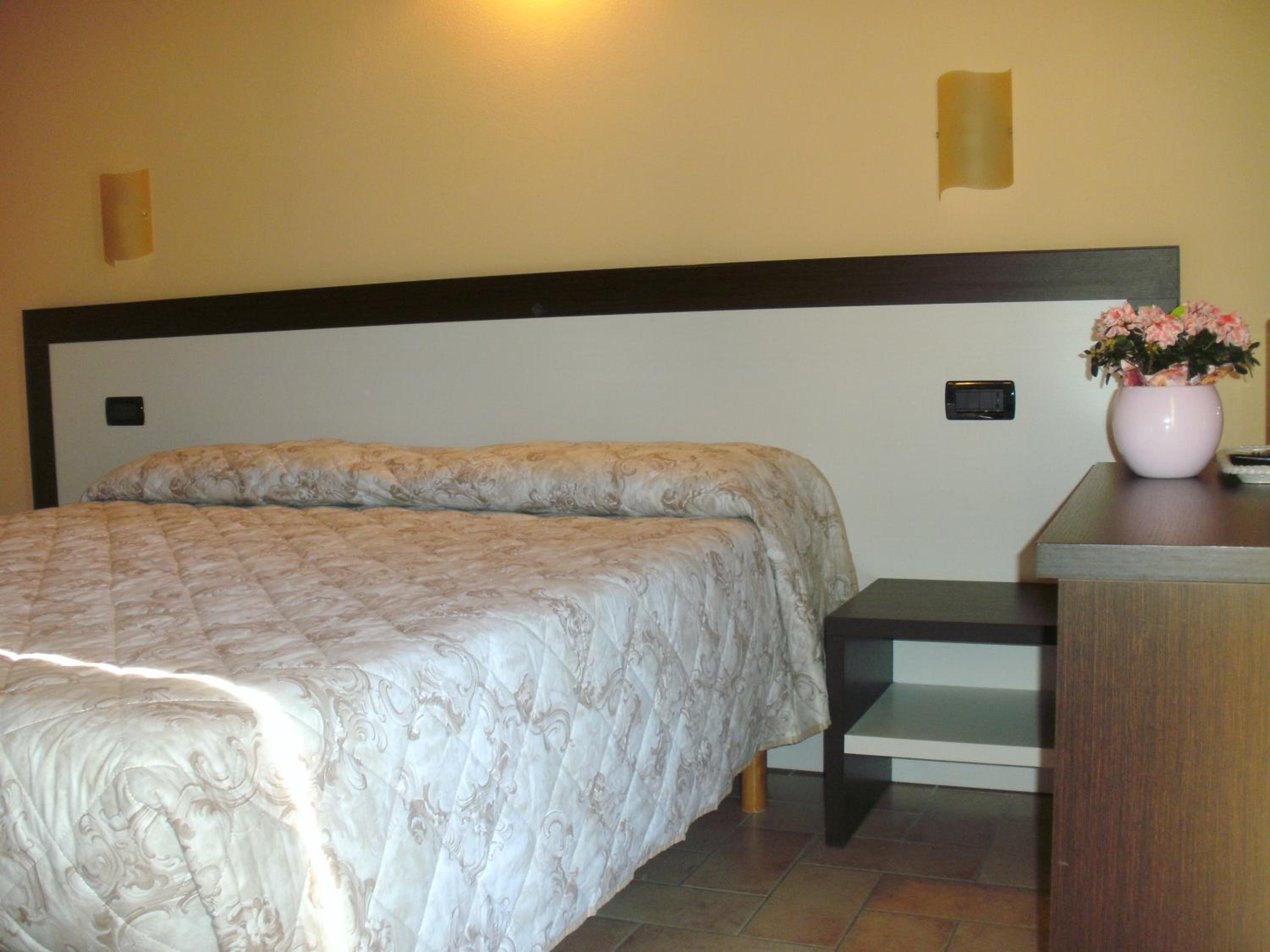 Double or Twin Room photo 1