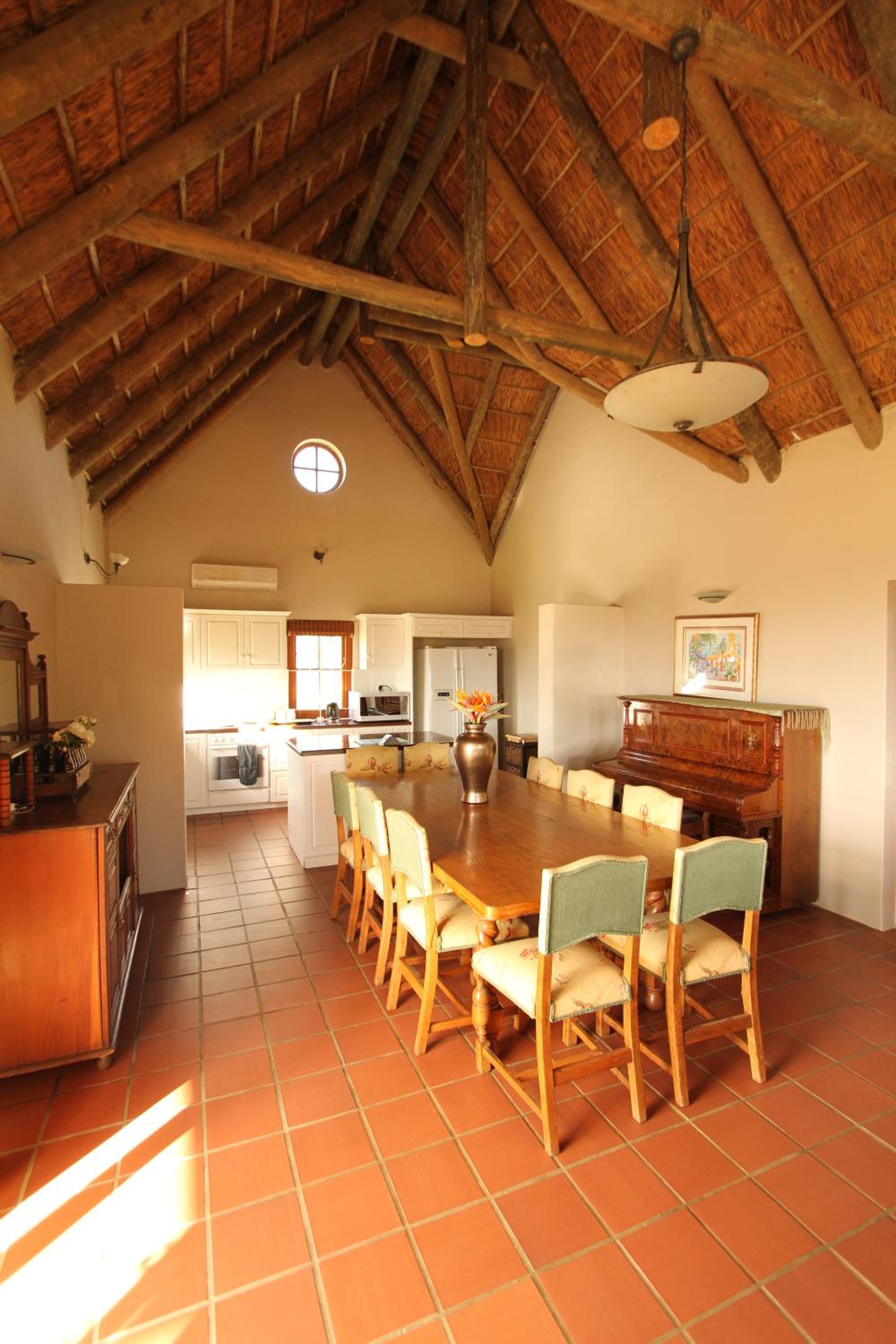 Three-Bedroom House - Photo 4