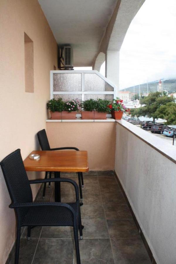 Studio Apartment with Sea View - Photo 1