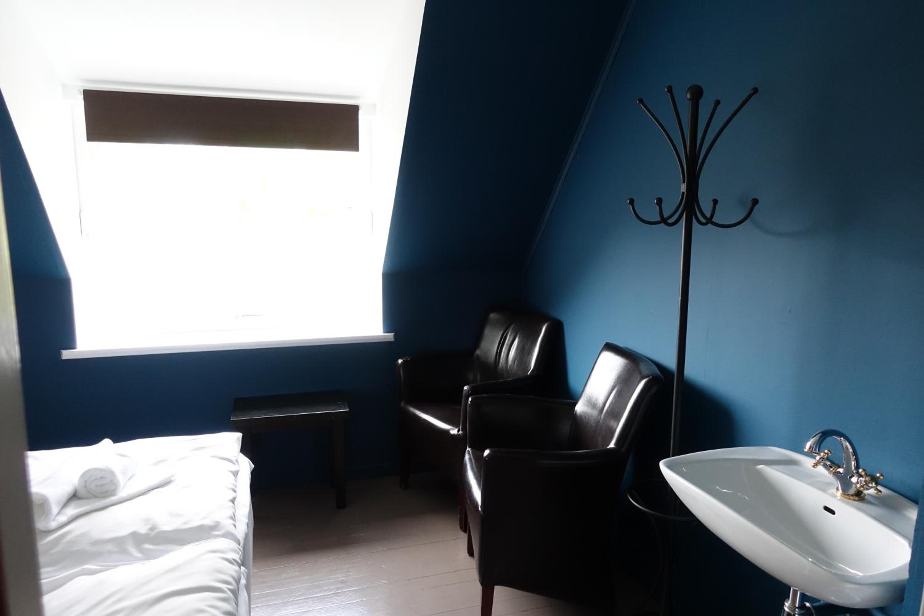 Twin Room without Bathroom photo 3