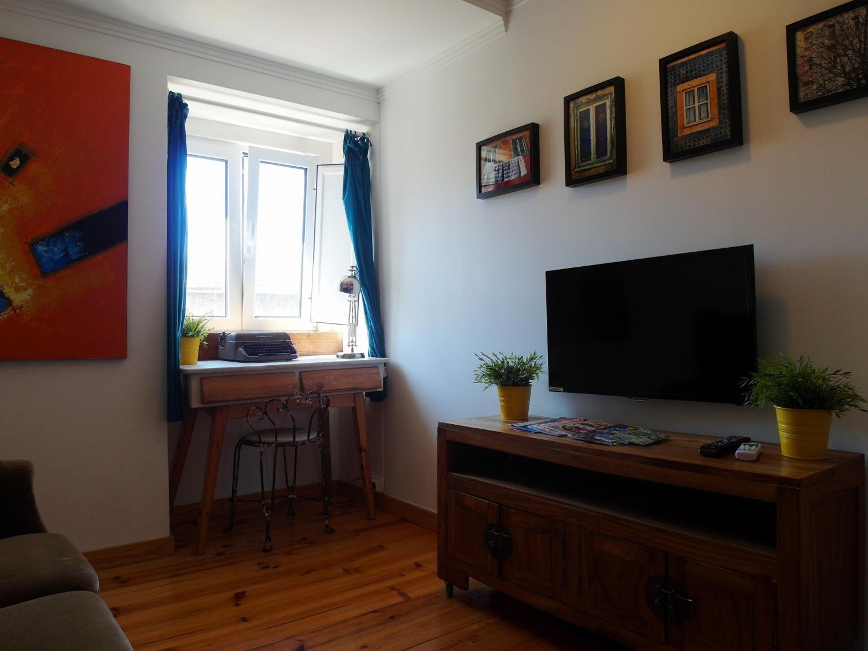 Apartment photo 2