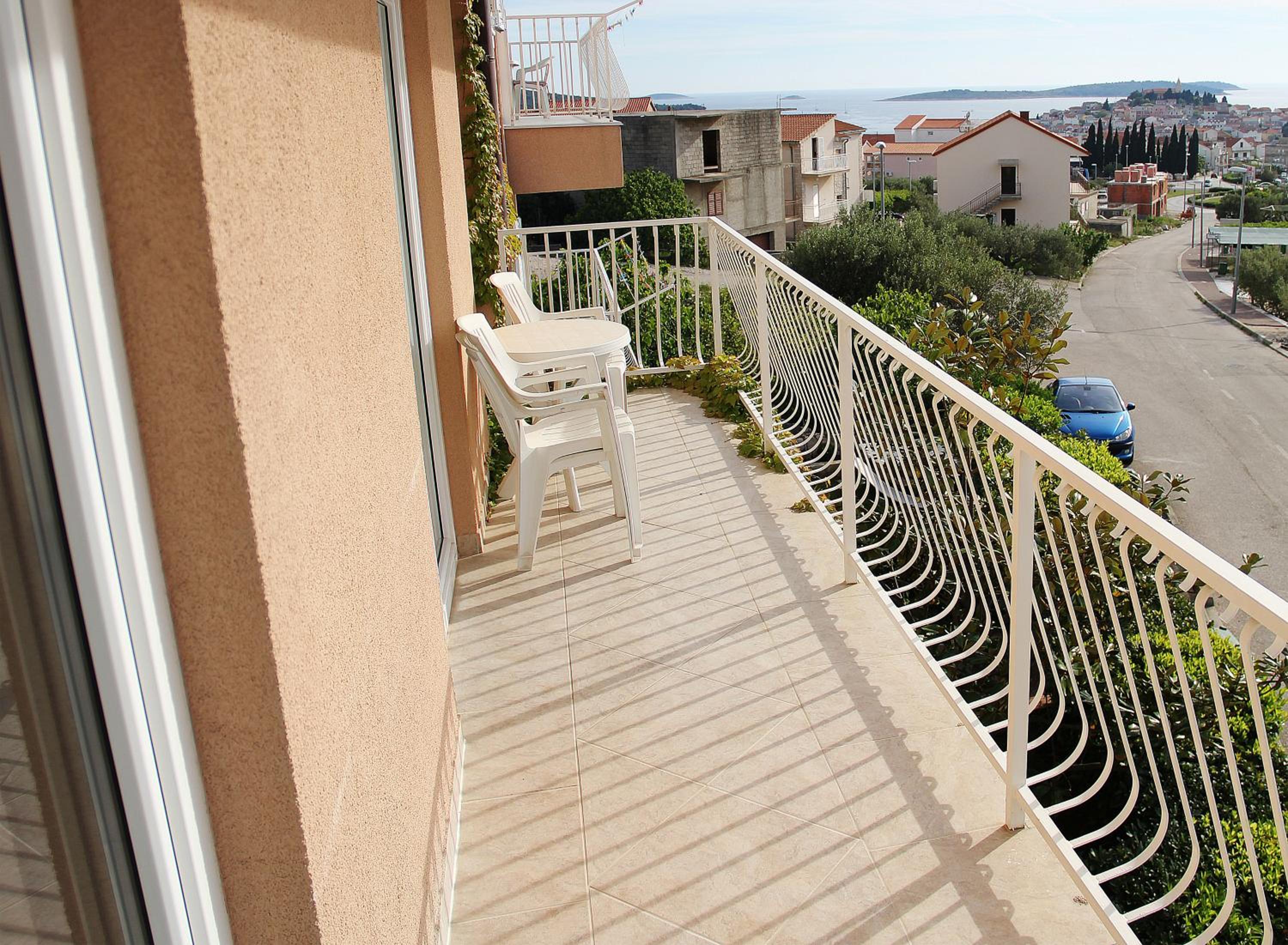 One-Bedroom Apartment vith Sea View (3 Adults) photo 3