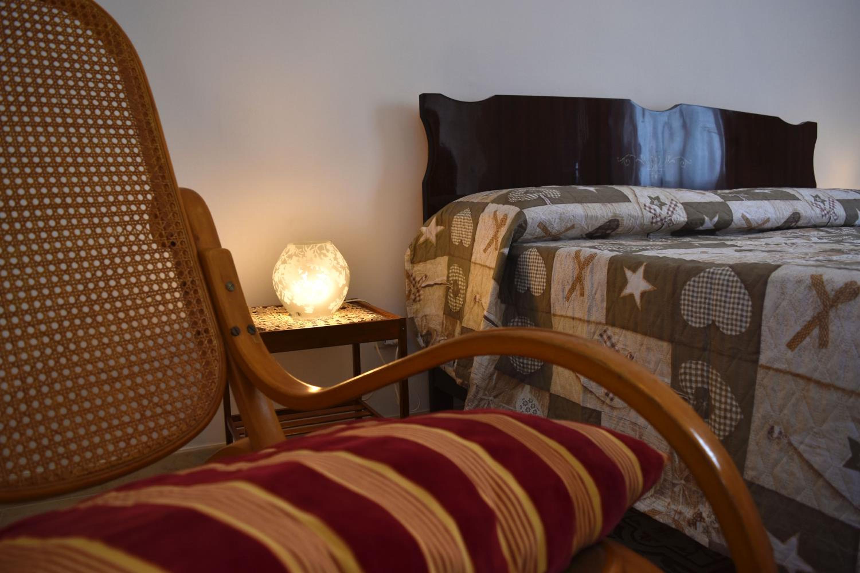One-Bedroom House photo 1