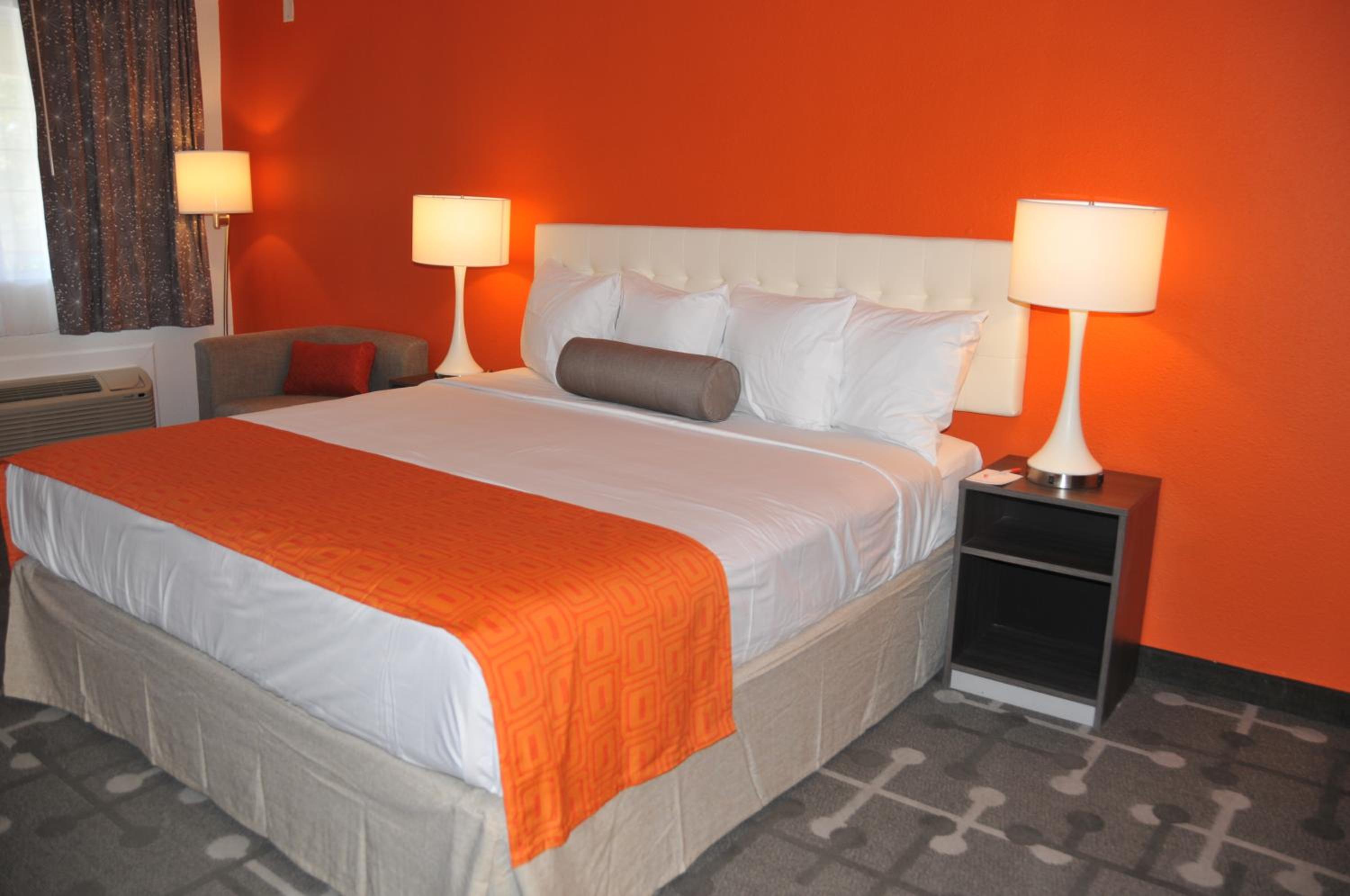 King Room - Disability Access/Non-Smoking - Photo 5