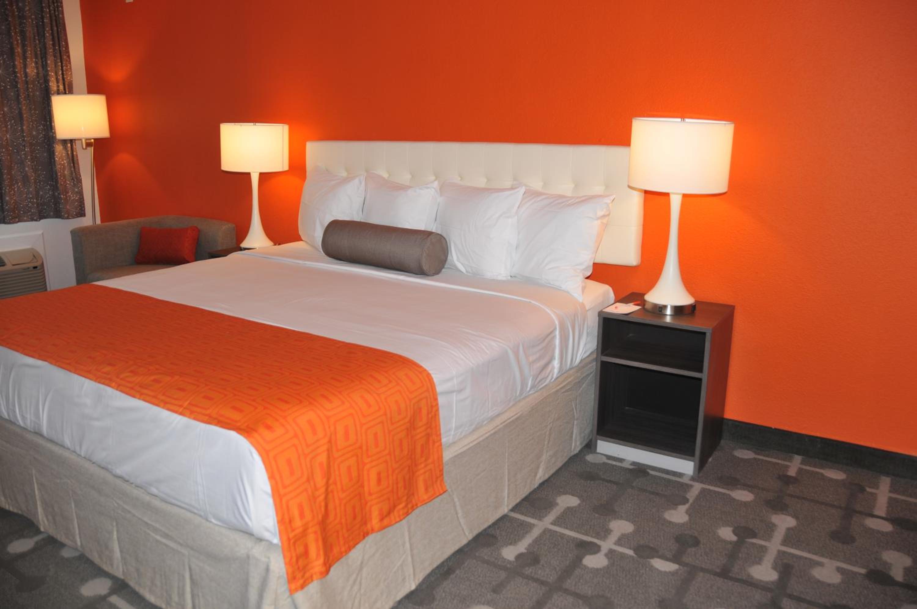 King Room - Disability Access/Non-Smoking - Photo 4
