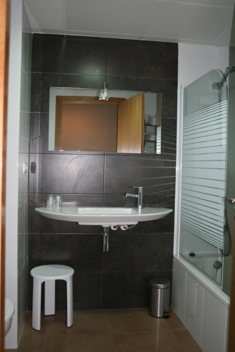 Double Room - Photo 3