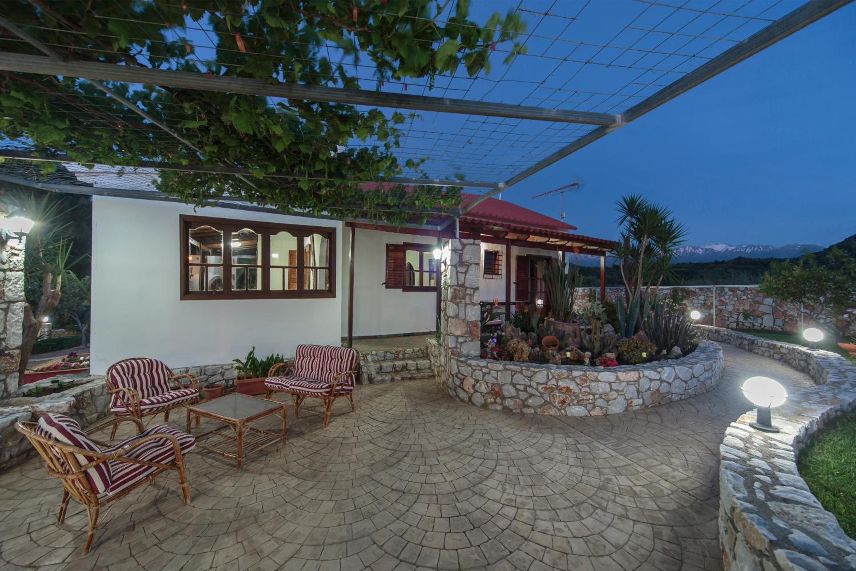 Three-Bedroom House photo 2