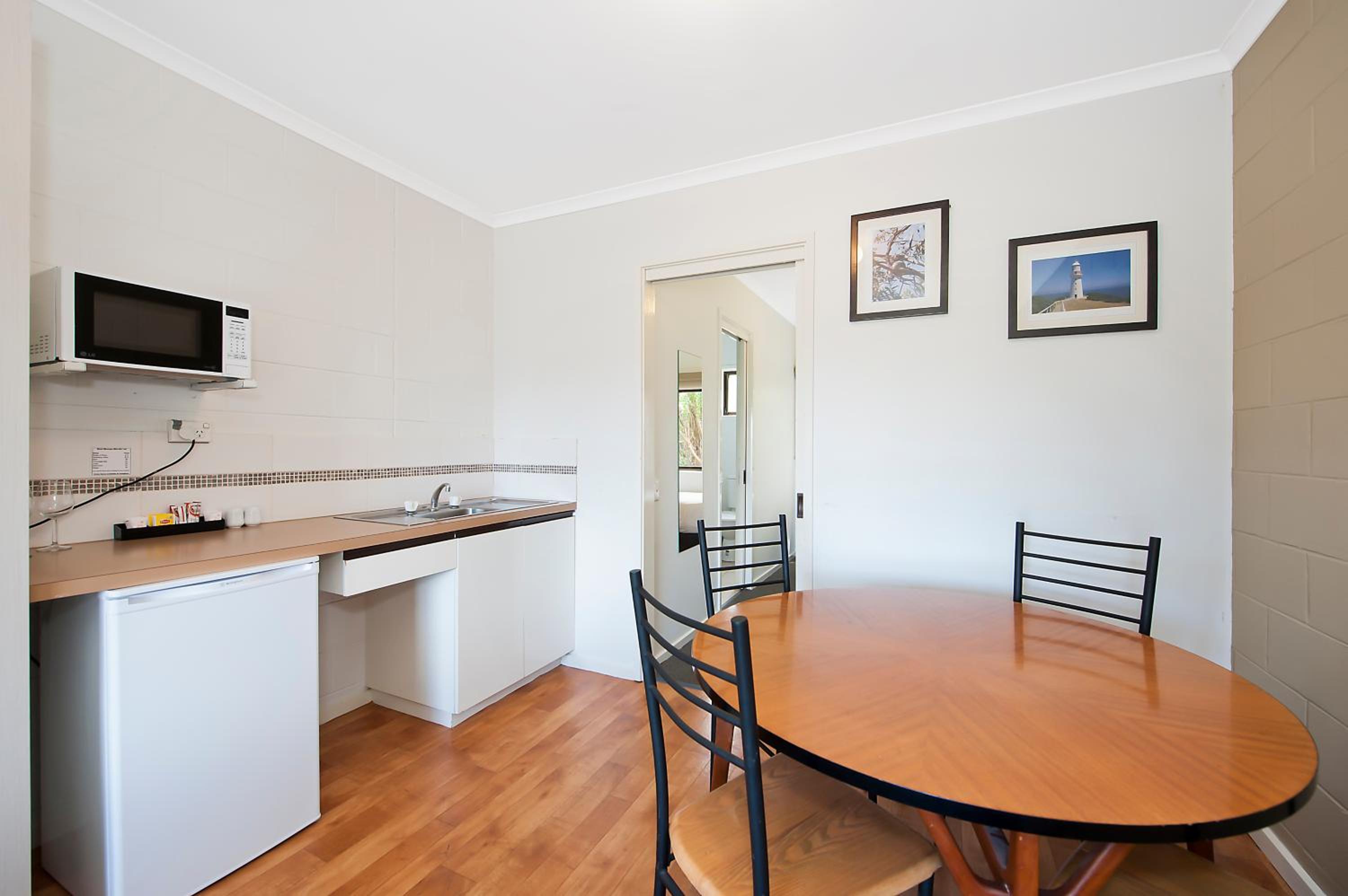 Quad Suite - Photo 5