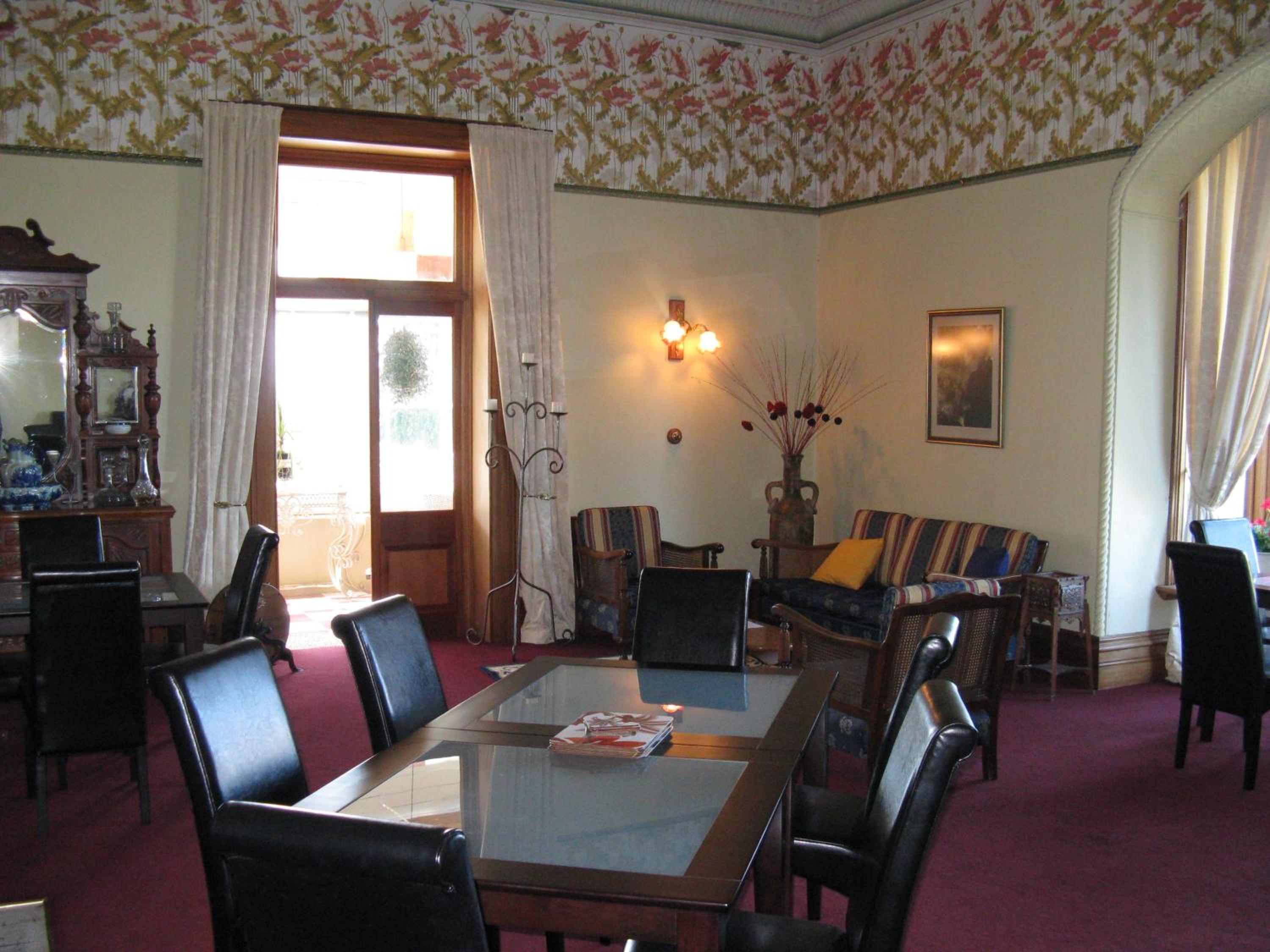 King Room with Garden View photo 3