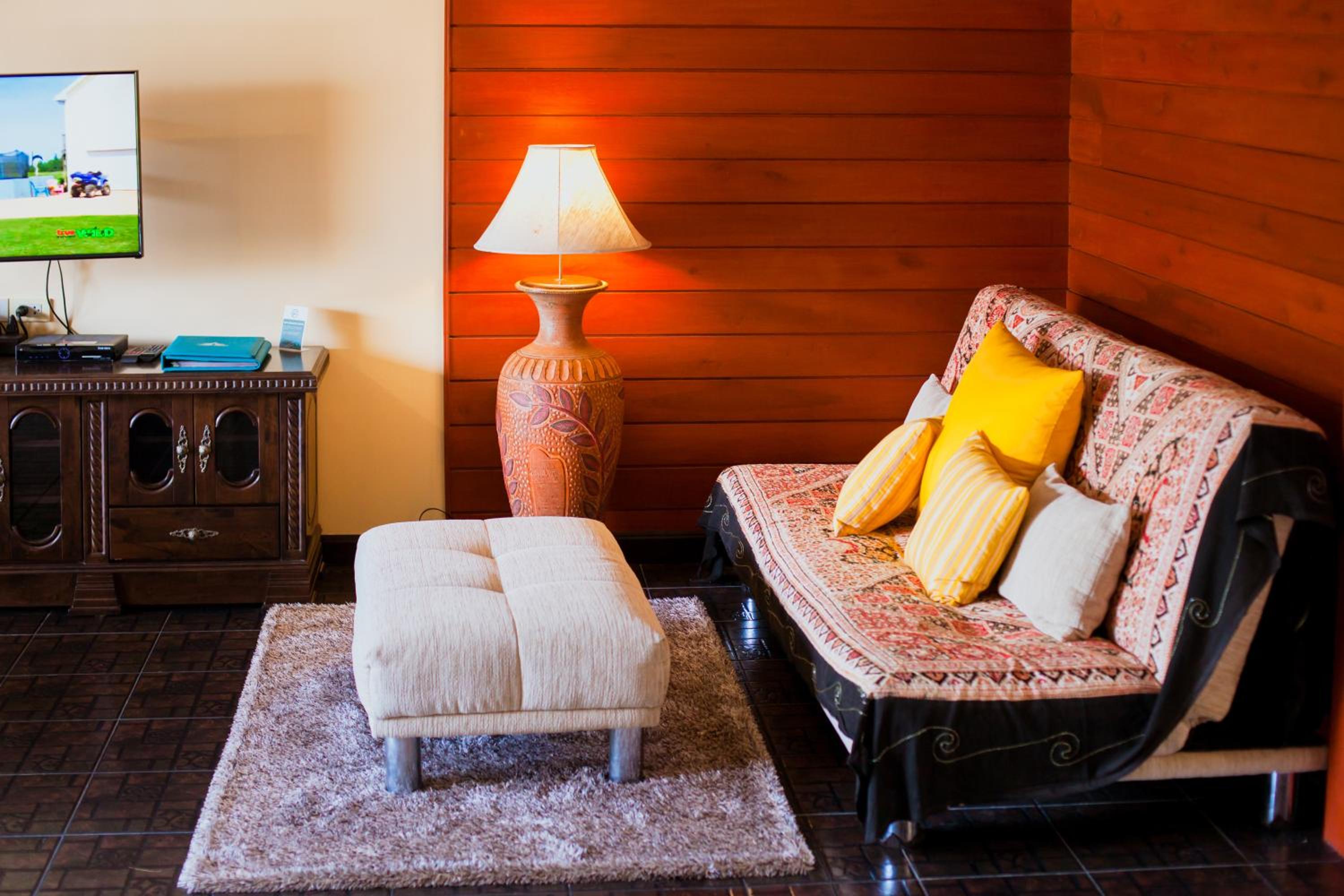 One-Bedroom Villa with Private Pool - Photo 1
