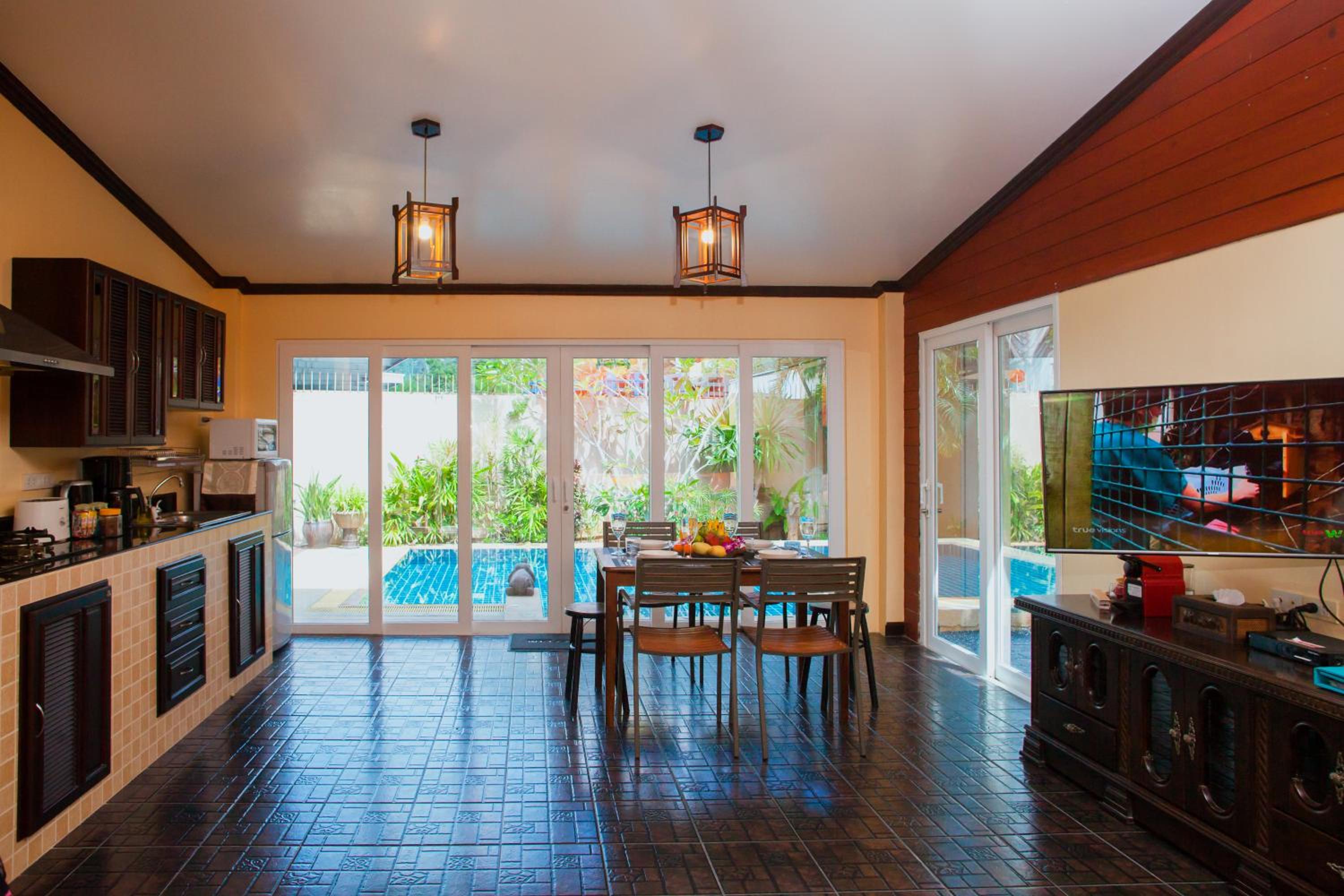 One-Bedroom Villa with Private Pool - Photo 26