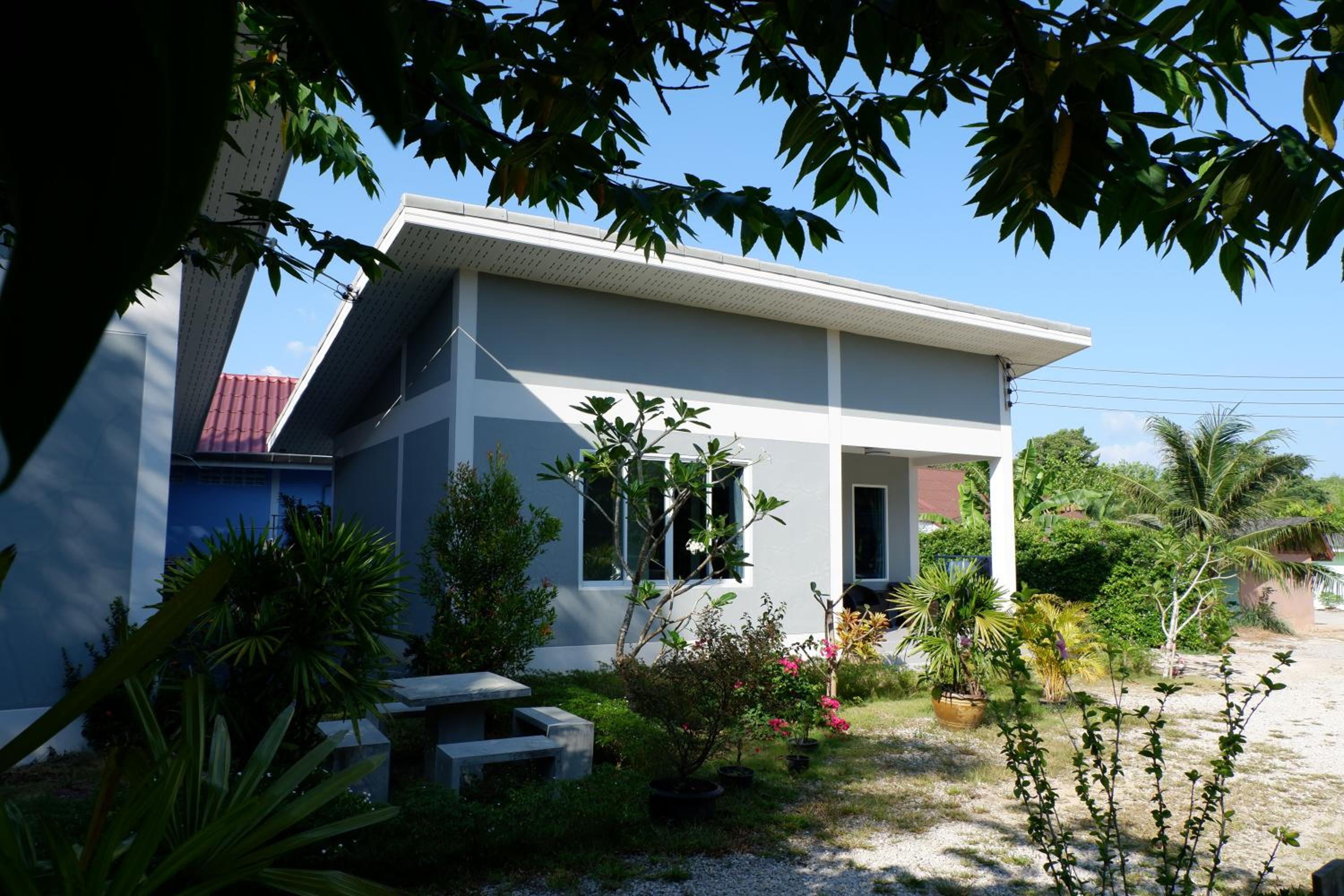 One-Bedroom House photo 3