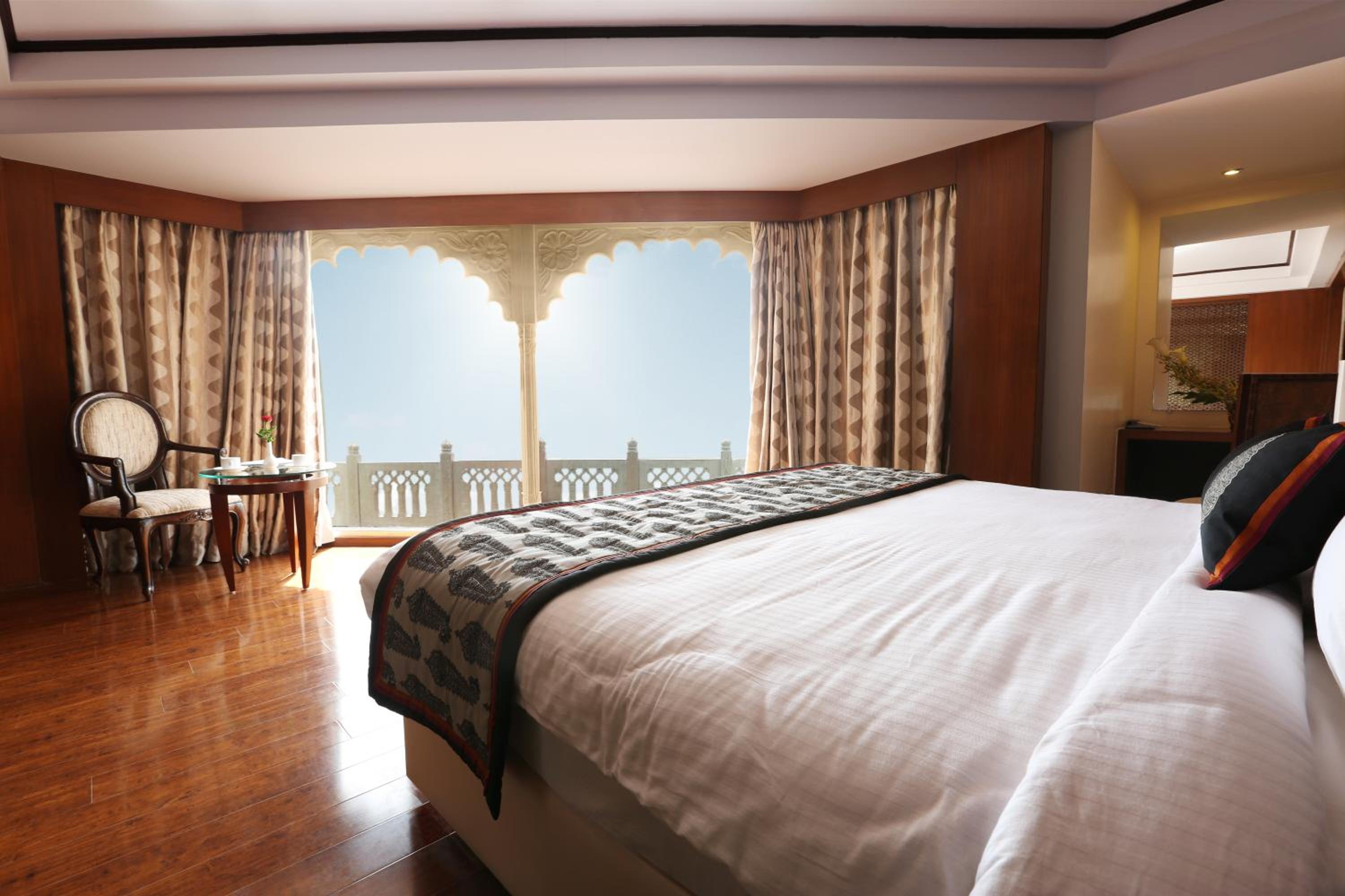Junior Suite : 20% off on Food & Beverage services, Enjoy Happy Hours with 1+1 offer on Alcoholic Beverages (11AM-11PM), Early Check-In and Late Checkout upto 3 hrs- SAV