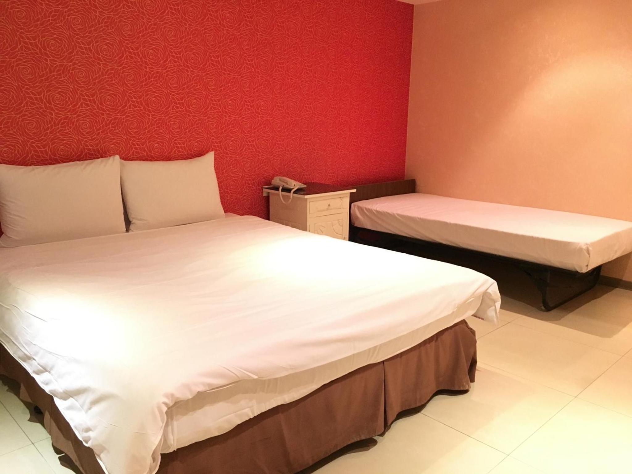 Standard Triple Room - Photo 3