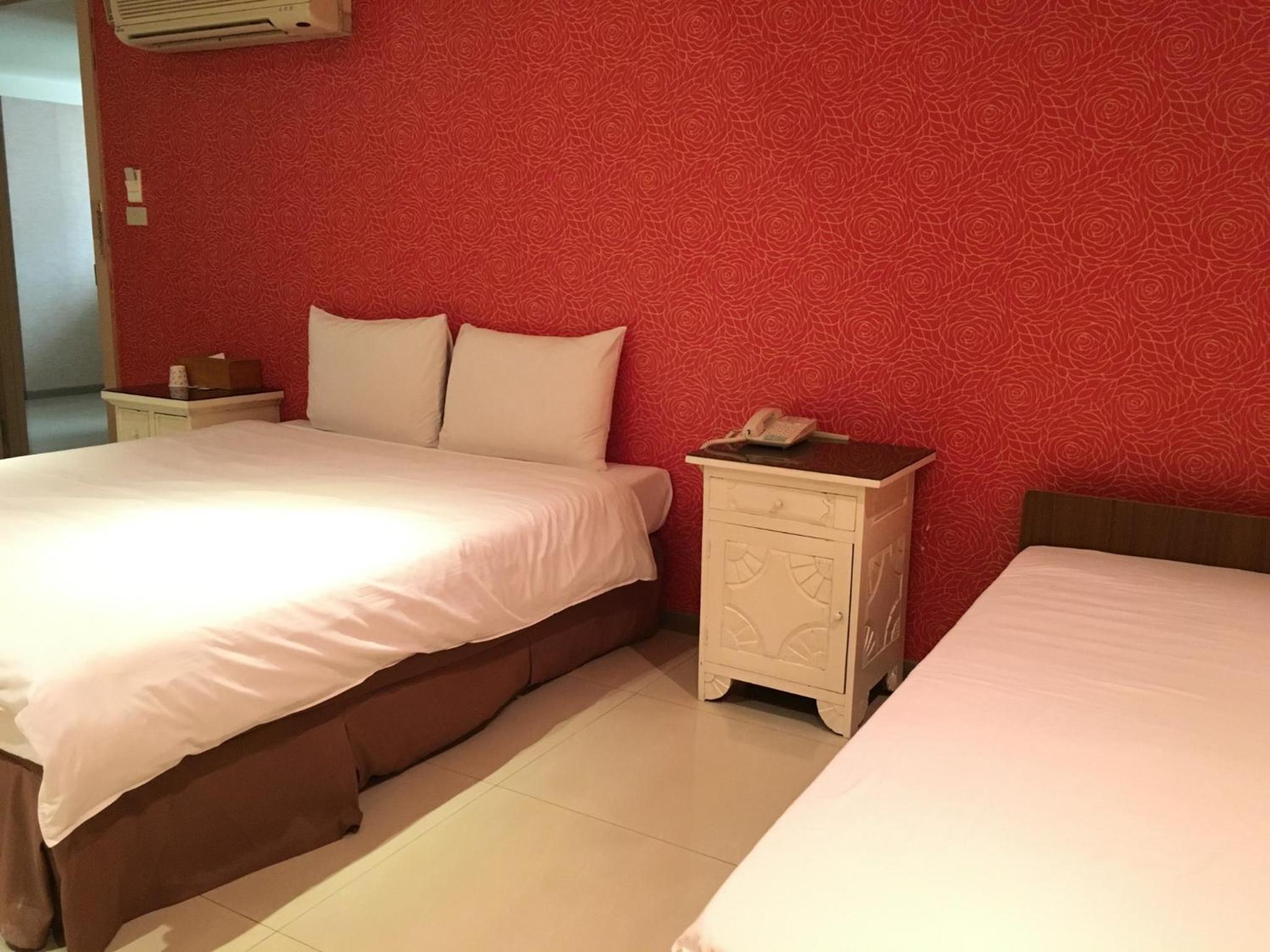 Standard Triple Room - Photo 4