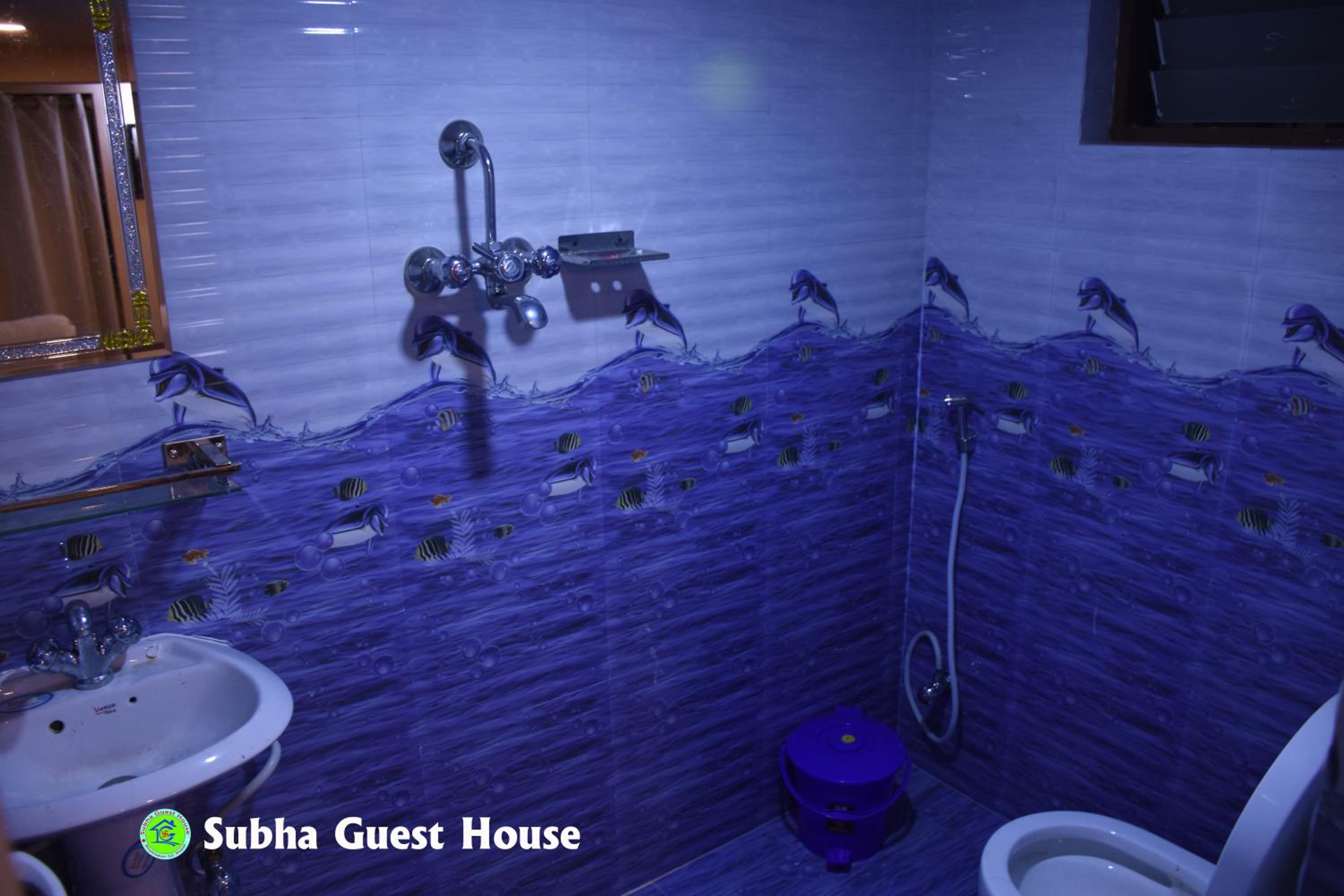 Comfort Triple Room with Shower photo 3